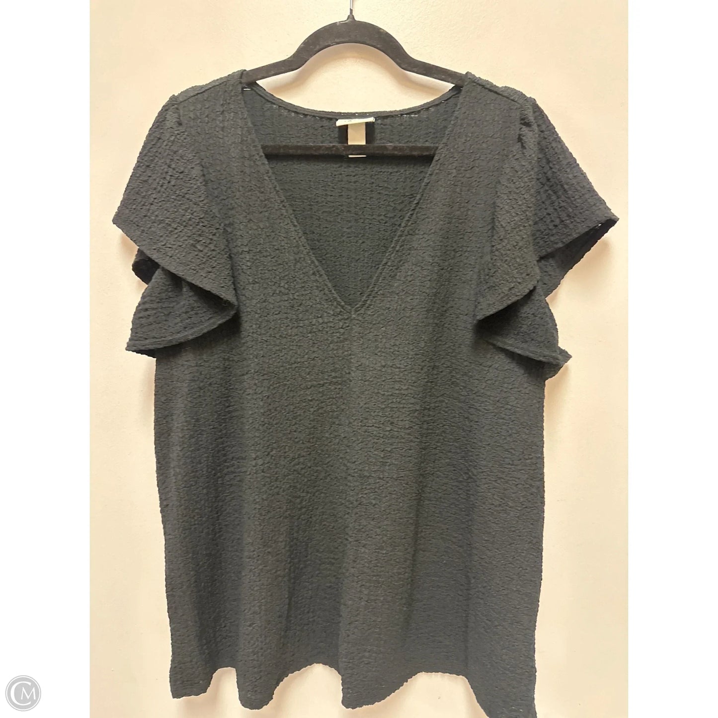 Top Short Sleeve By Ava & Viv In Black, Size: 1x