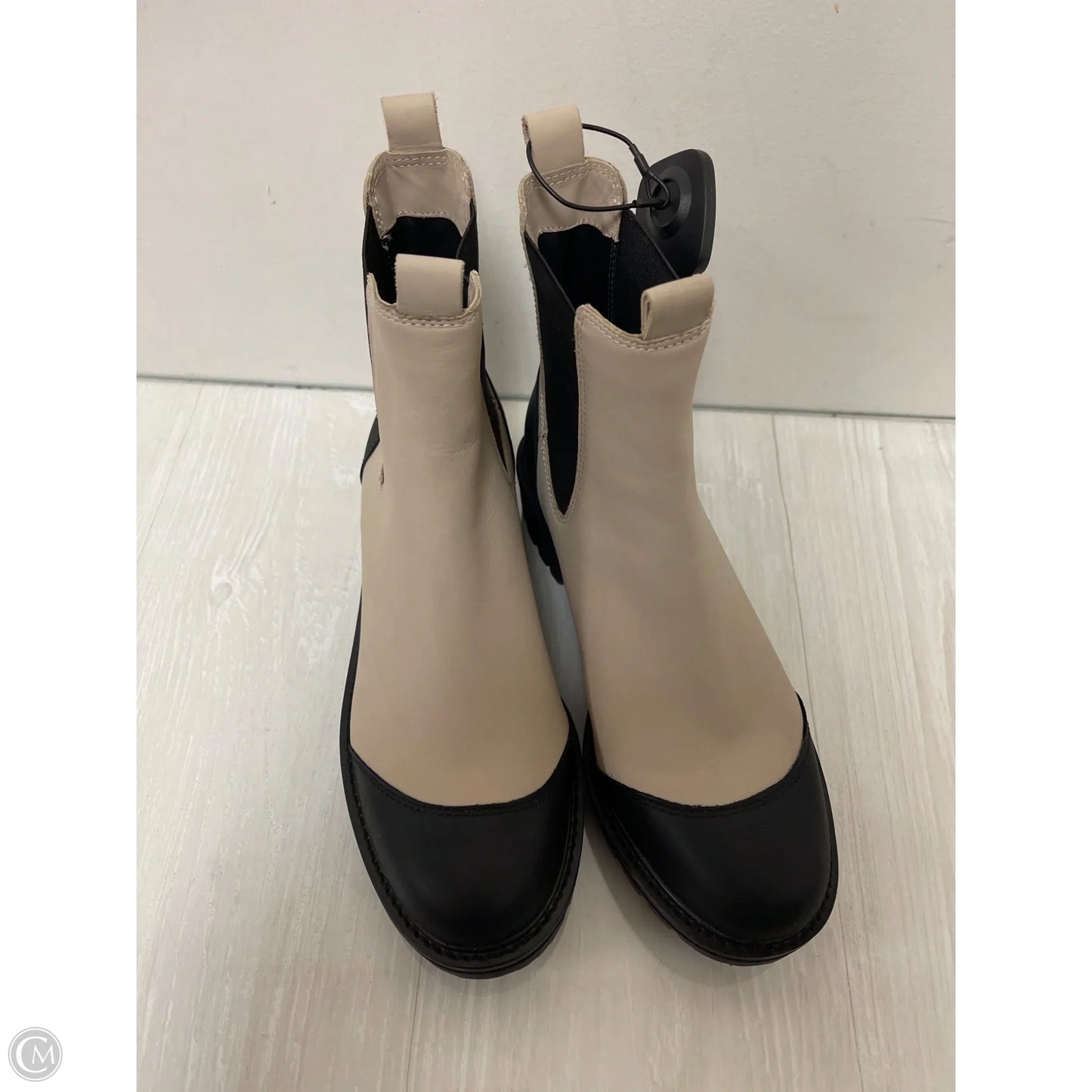 Boots Ankle Heels By Antonio Melani In Cream, Size: 9