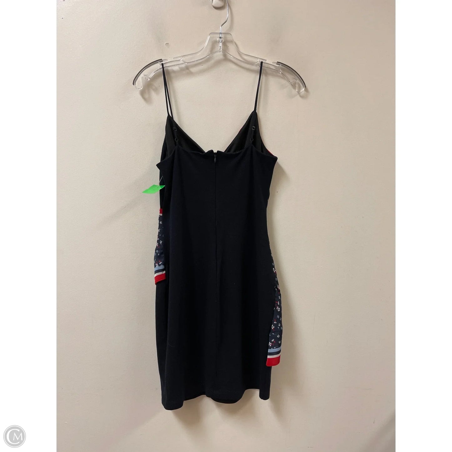 Dress Casual Short By Bailey 44 In Blue & Red & White, Size: M