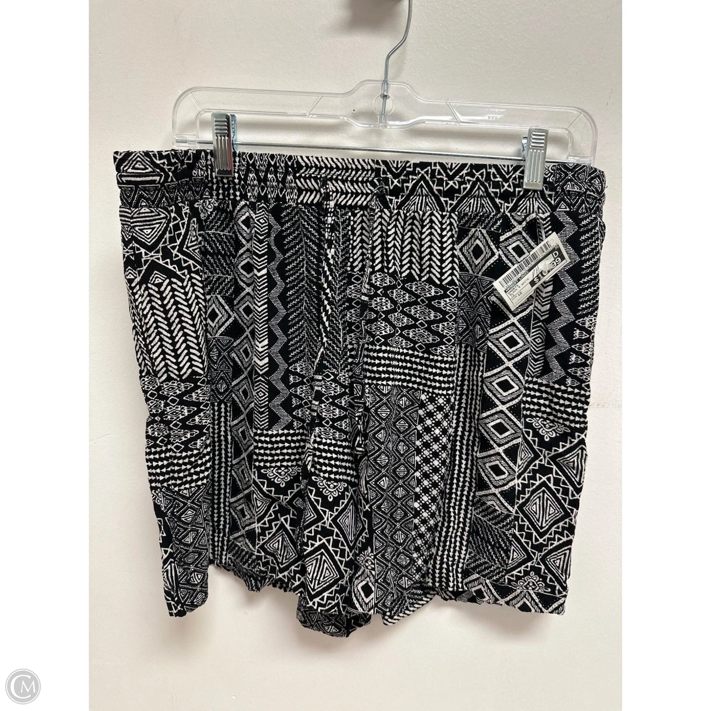 Shorts By Robert Louis In Black & White, Size: 12