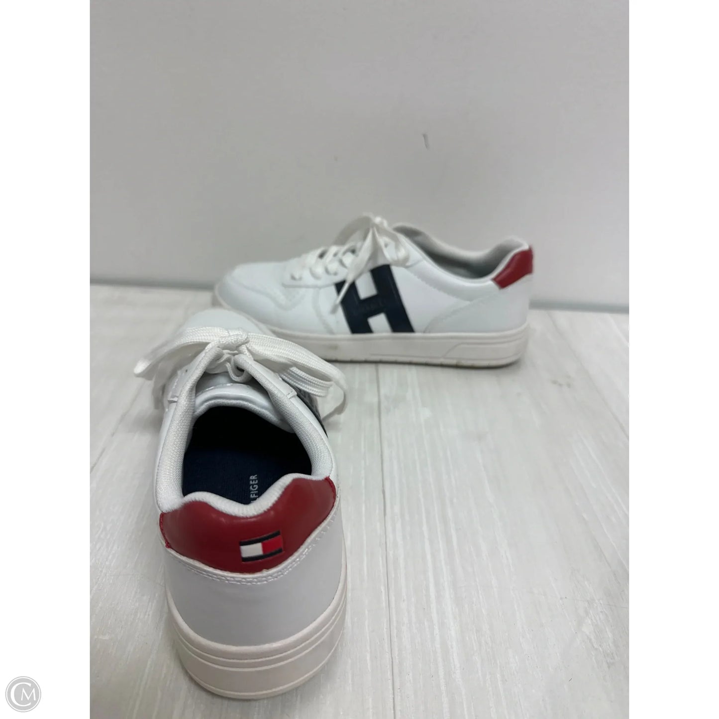 Shoes Sneakers By Tommy Hilfiger In White, Size: 8