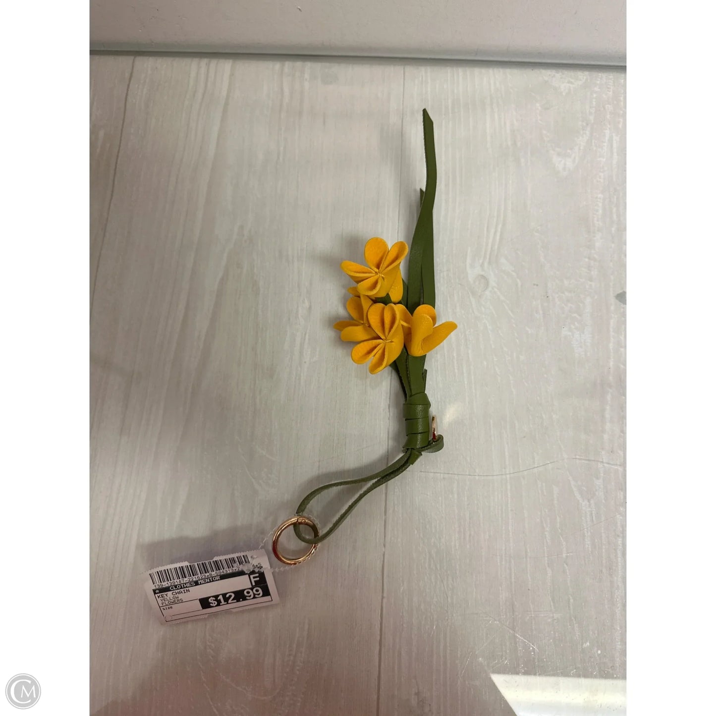 Key Chain By Clothes Mentor, Size: