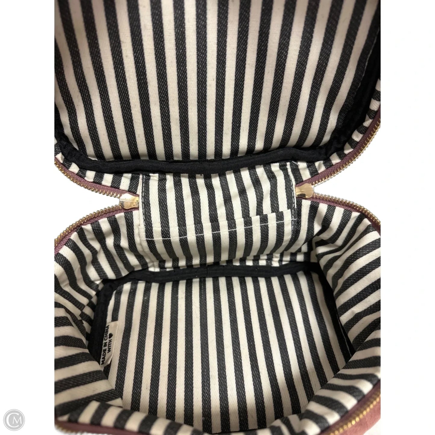 Makeup Bag By Clothes Mentor, Size: Medium