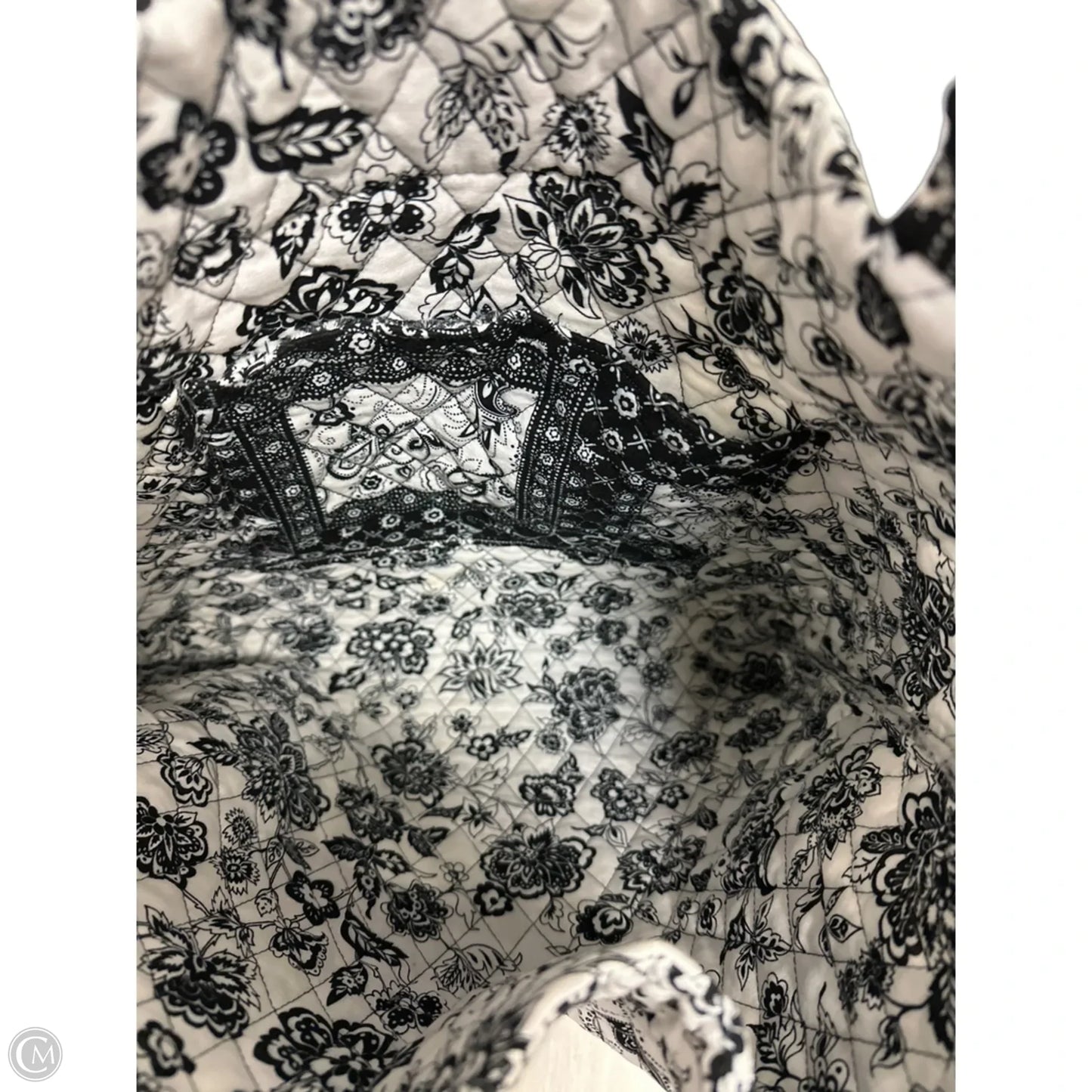 Tote By Clothes Mentor, Size: Medium
