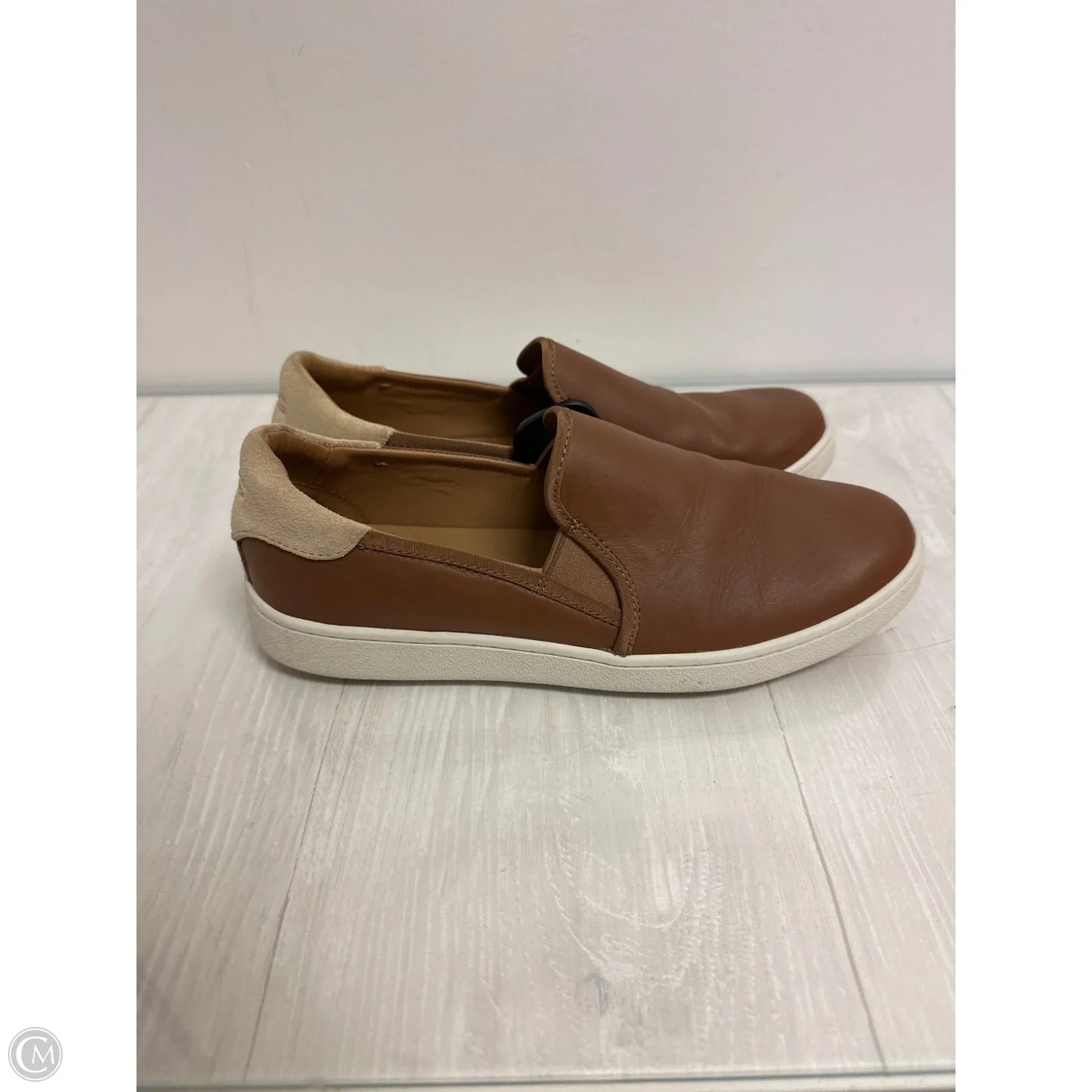 Shoes Designer By Ugg In Brown, Size: 10