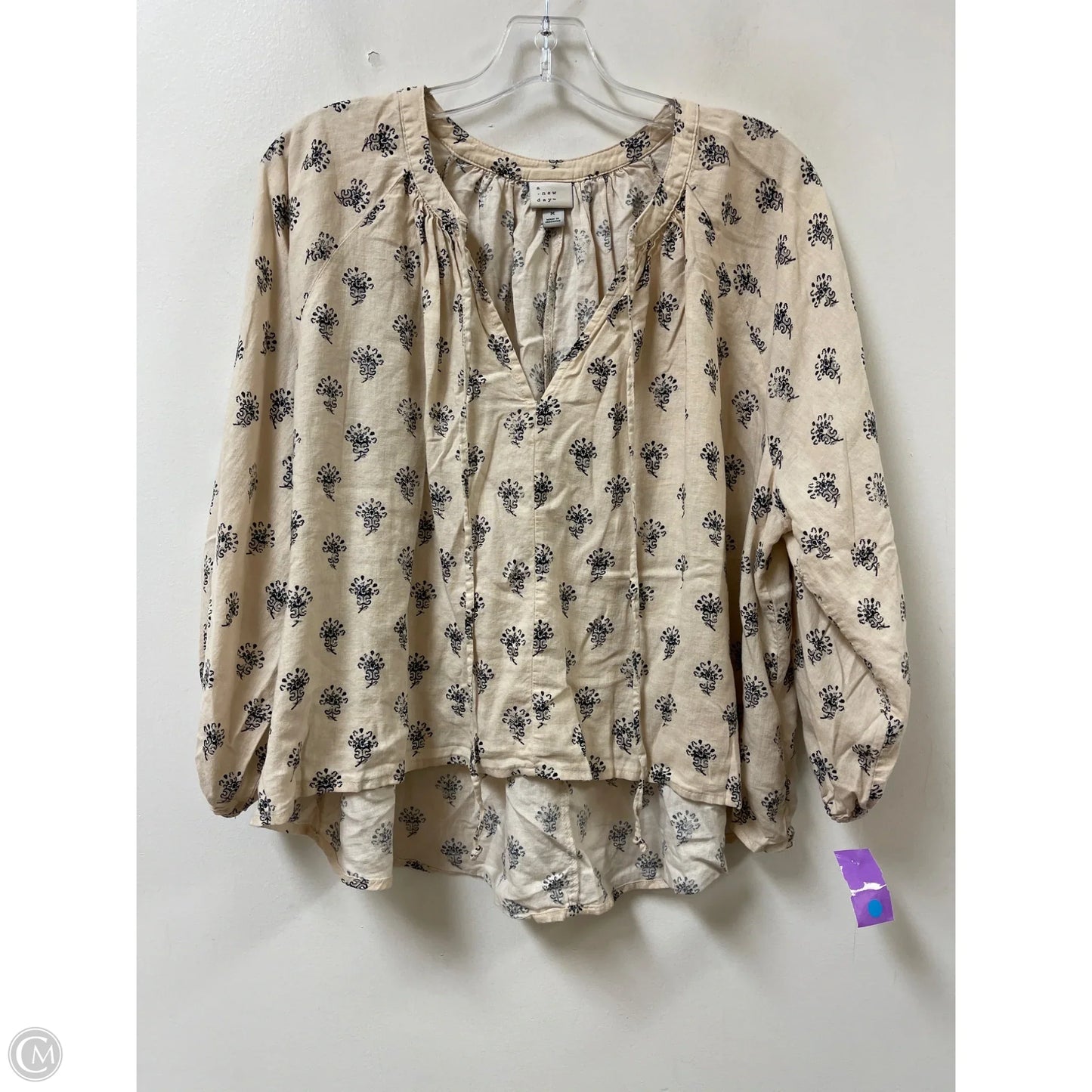 Top Long Sleeve By A New Day In Cream, Size: M