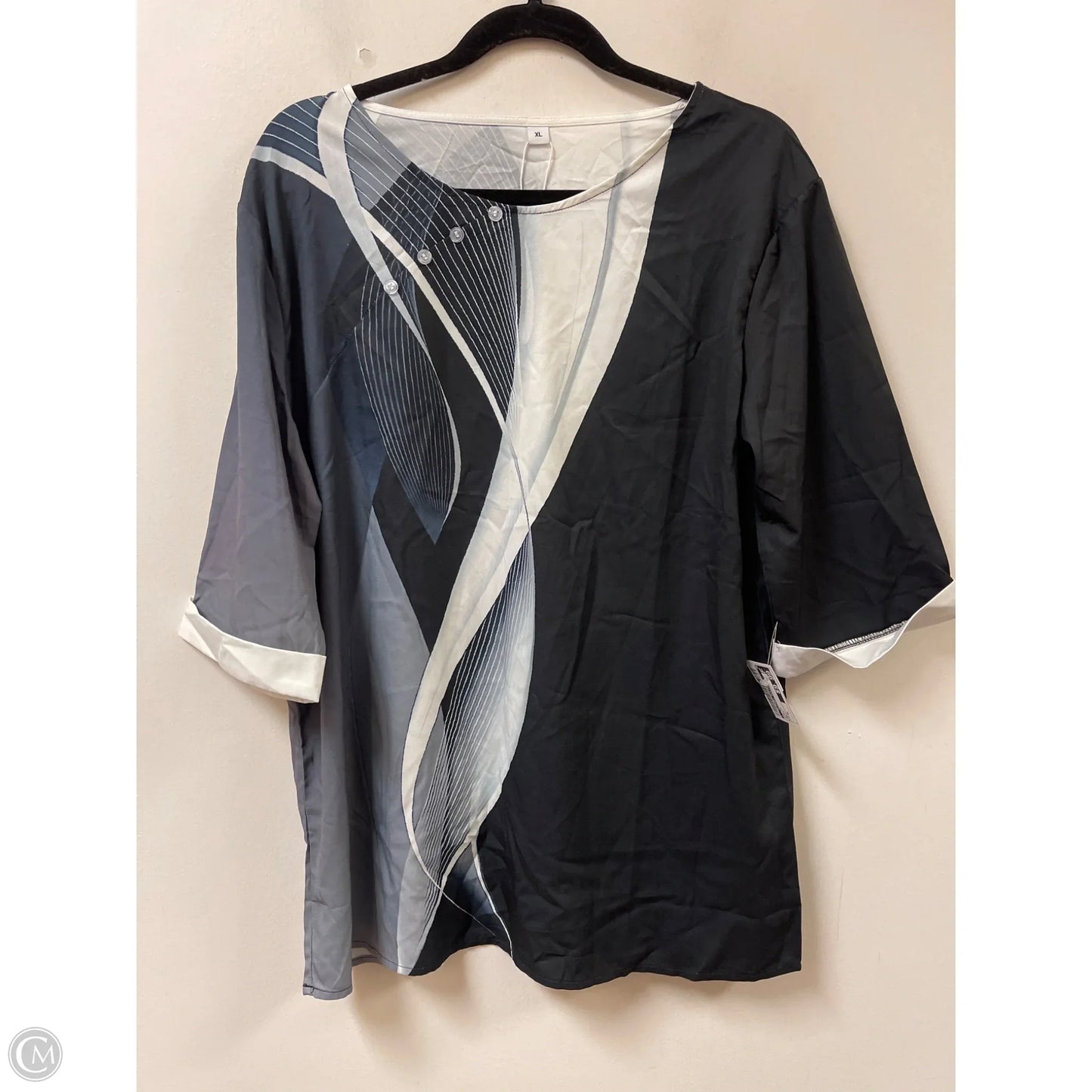 Top Short Sleeve By Clothes Mentor In Black, Size: Xl