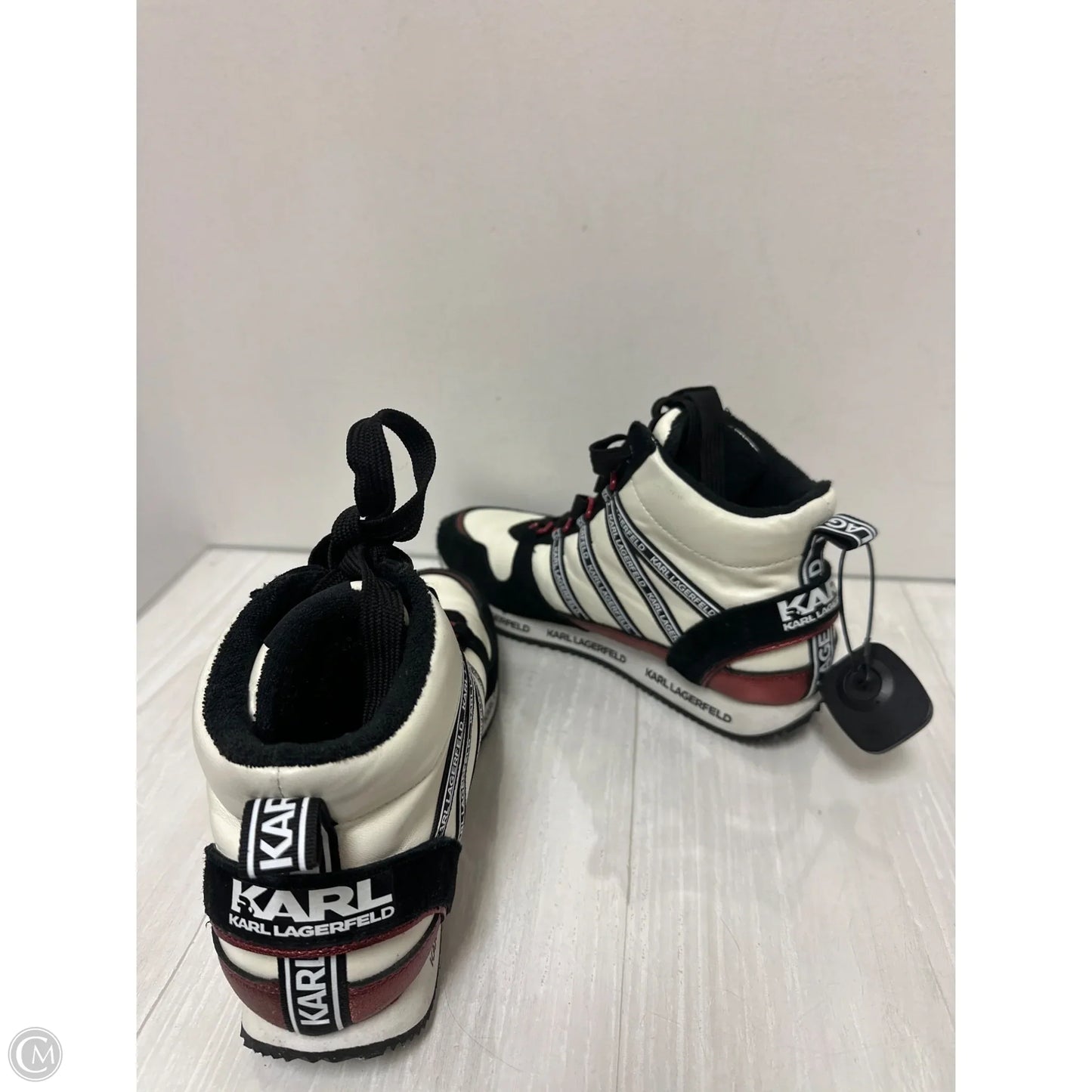 Shoes Designer By Karl Lagerfeld In Cream, Size: 8