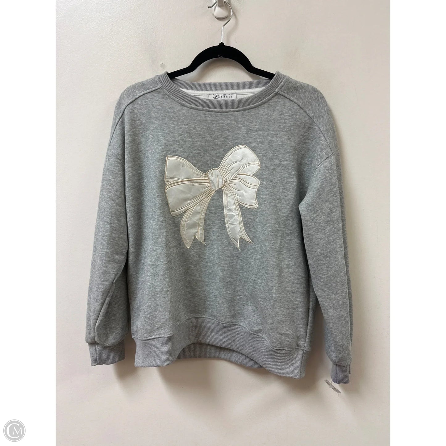 Sweater By Clothes Mentor In Grey, Size: S