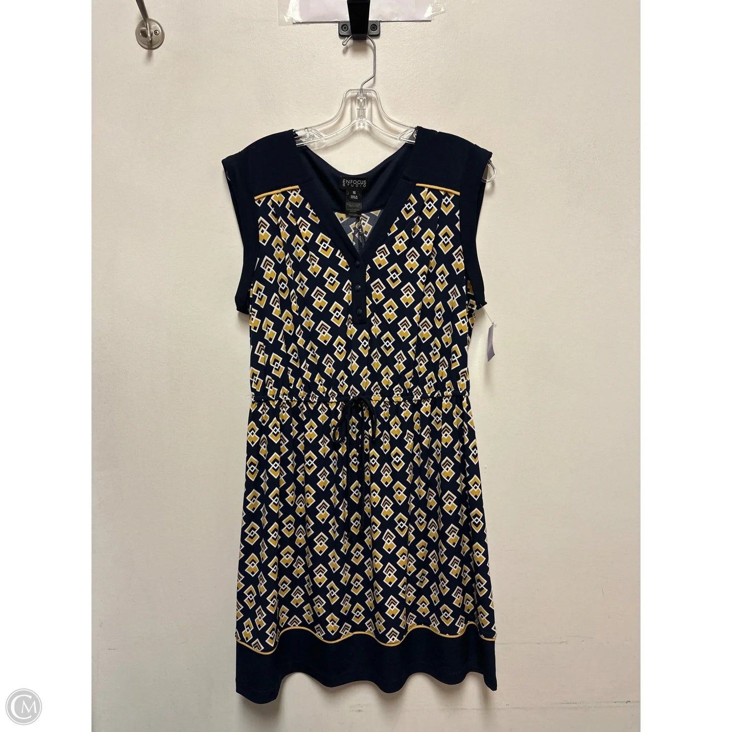 Dress Casual Short By Enfocus In Brown & Yellow, Size: L