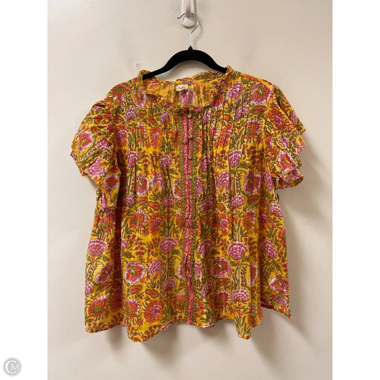 Top Short Sleeve By Ivy Jane In Yellow, Size: Xl