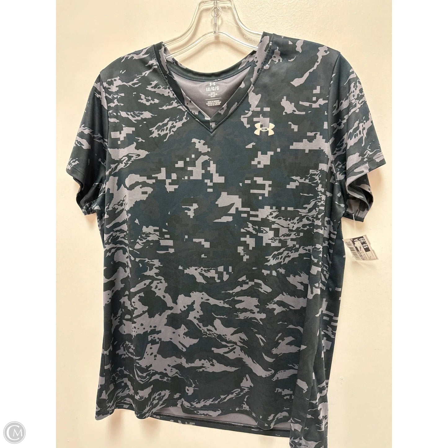 Athletic Top Short Sleeve By Under Armour In Camouflage Print, Size: L