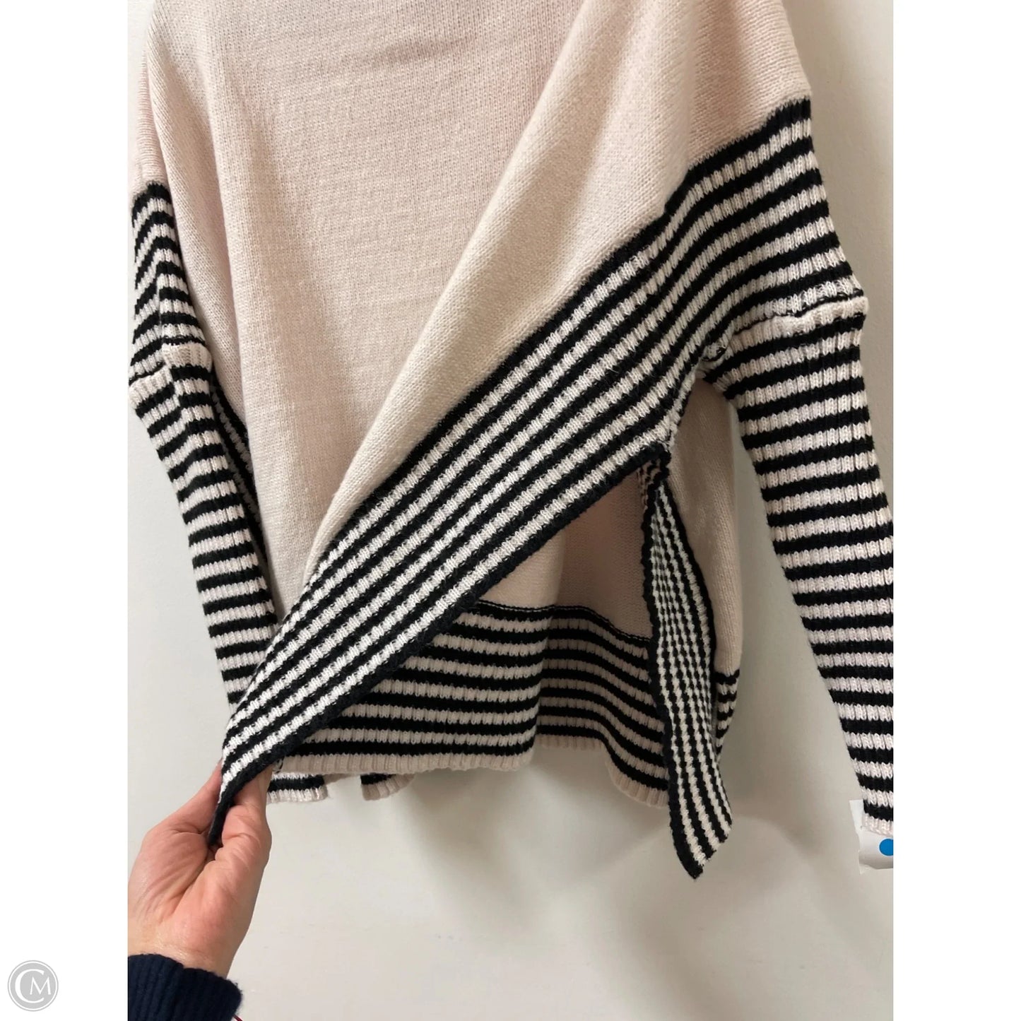 Sweater By Clothes Mentor In Black & Cream, Size: L