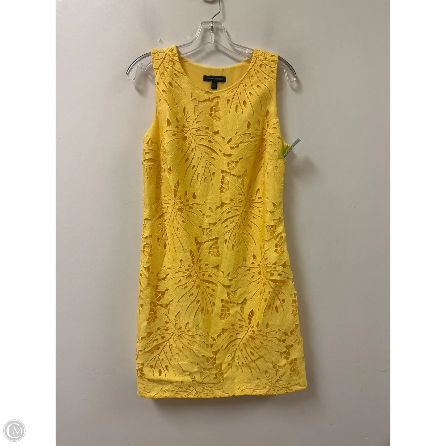 Dress Casual Short By Banana Republic In Yellow, Size: M