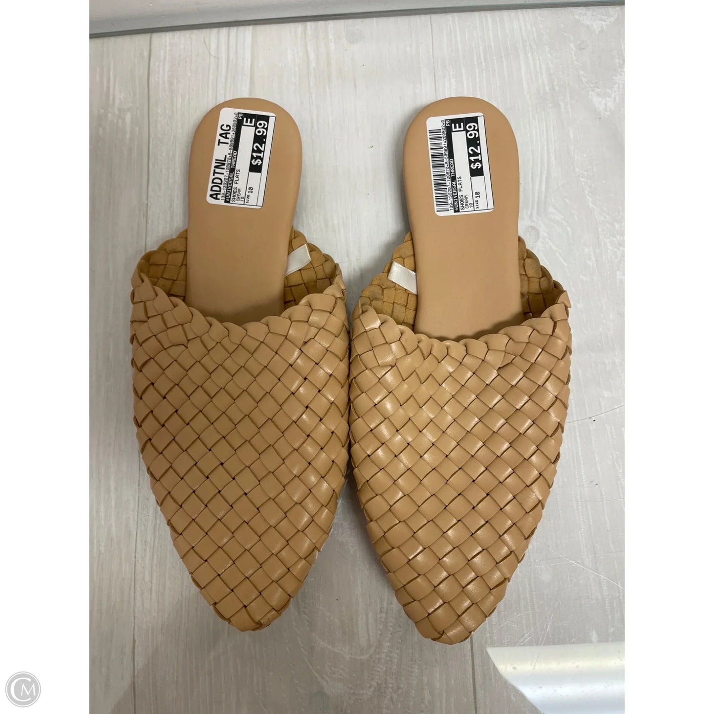 Shoes Flats By Universal Thread In Cream, Size: 10