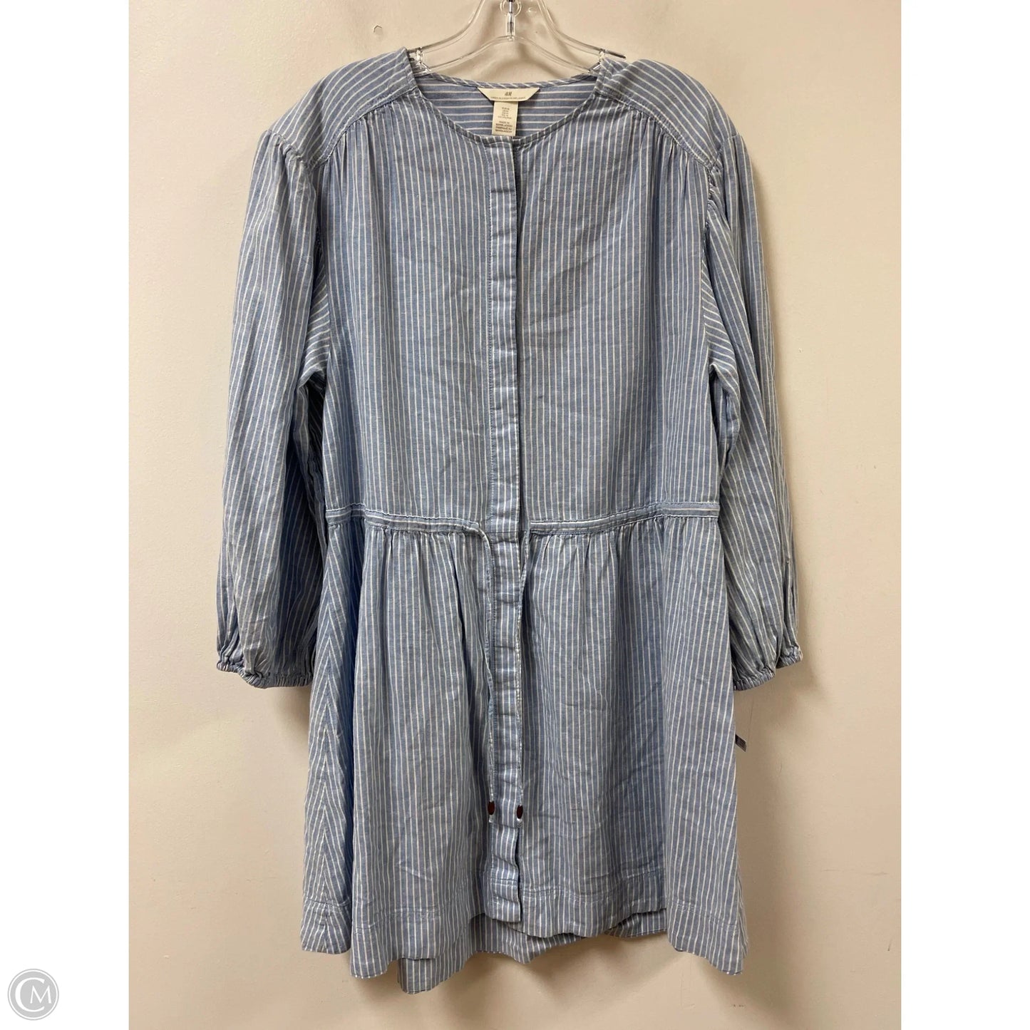 Dress Casual Short By H&m In Blue & White, Size: M