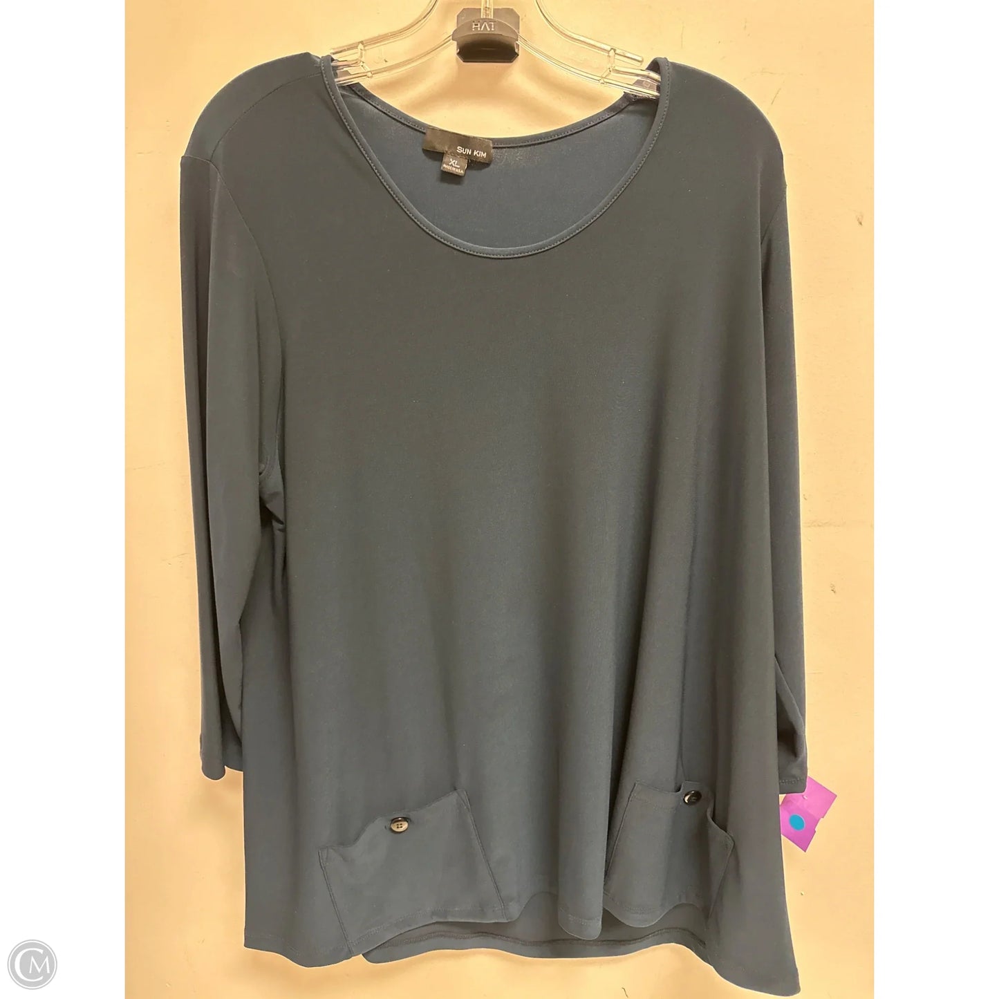 Top Long Sleeve By Clothes Mentor In Navy, Size: Xl