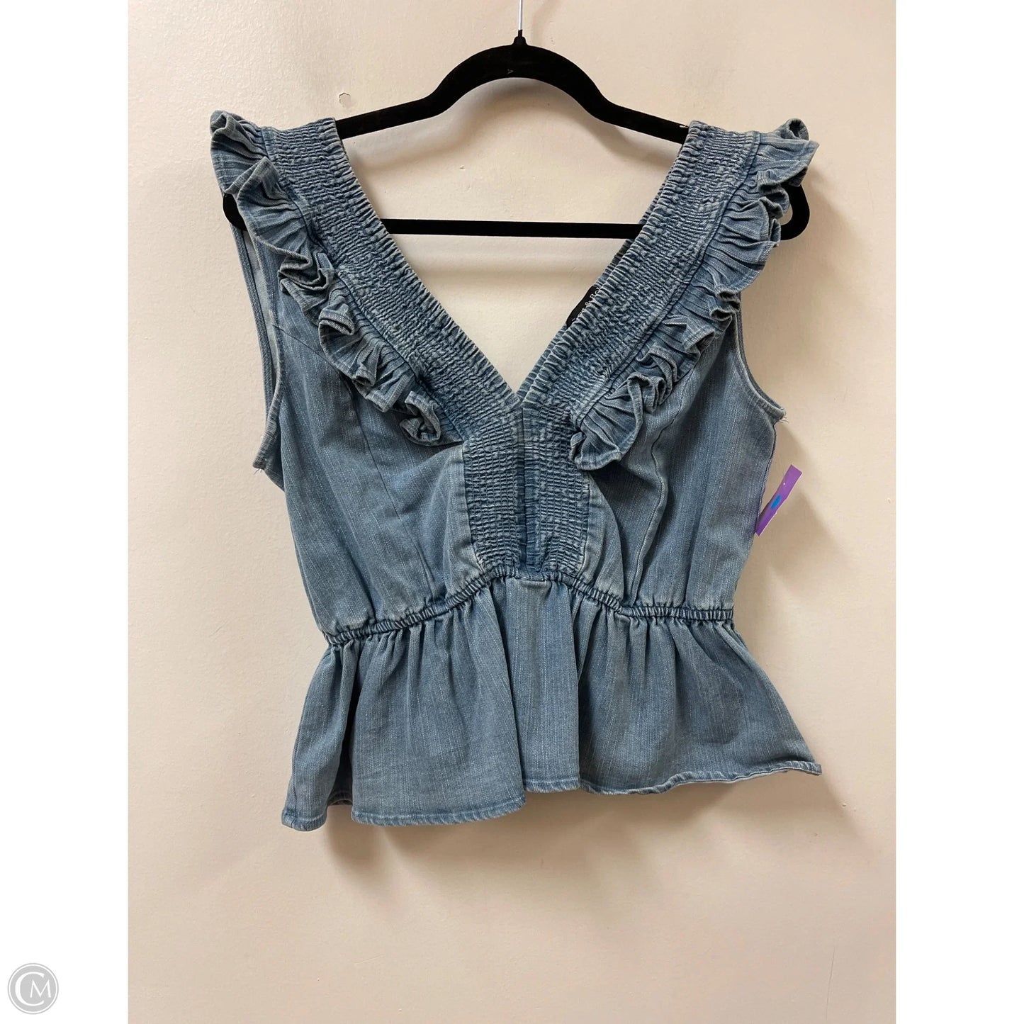 Top Sleeveless By Strut & Bolt In Blue Denim, Size: L