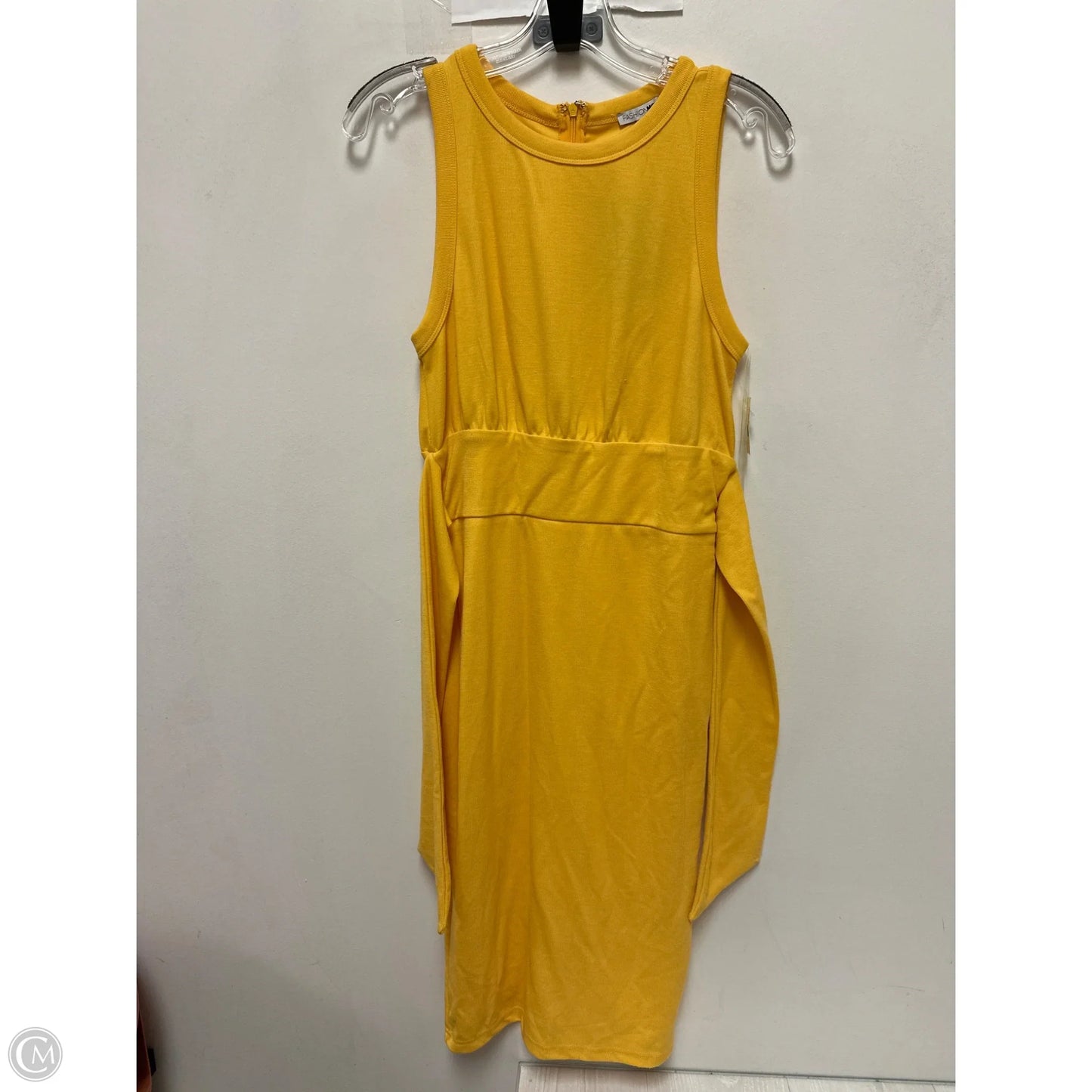 Dress Casual Midi By Fashion Nova In Yellow, Size: M