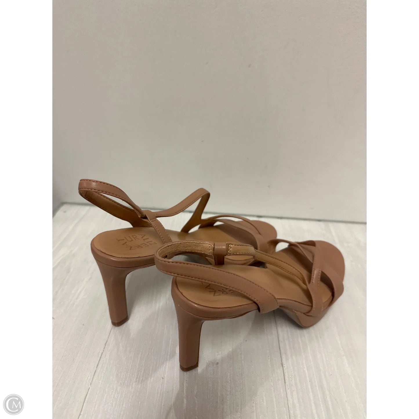 Sandals Heels Block By Naturalizer In Cream, Size: 9