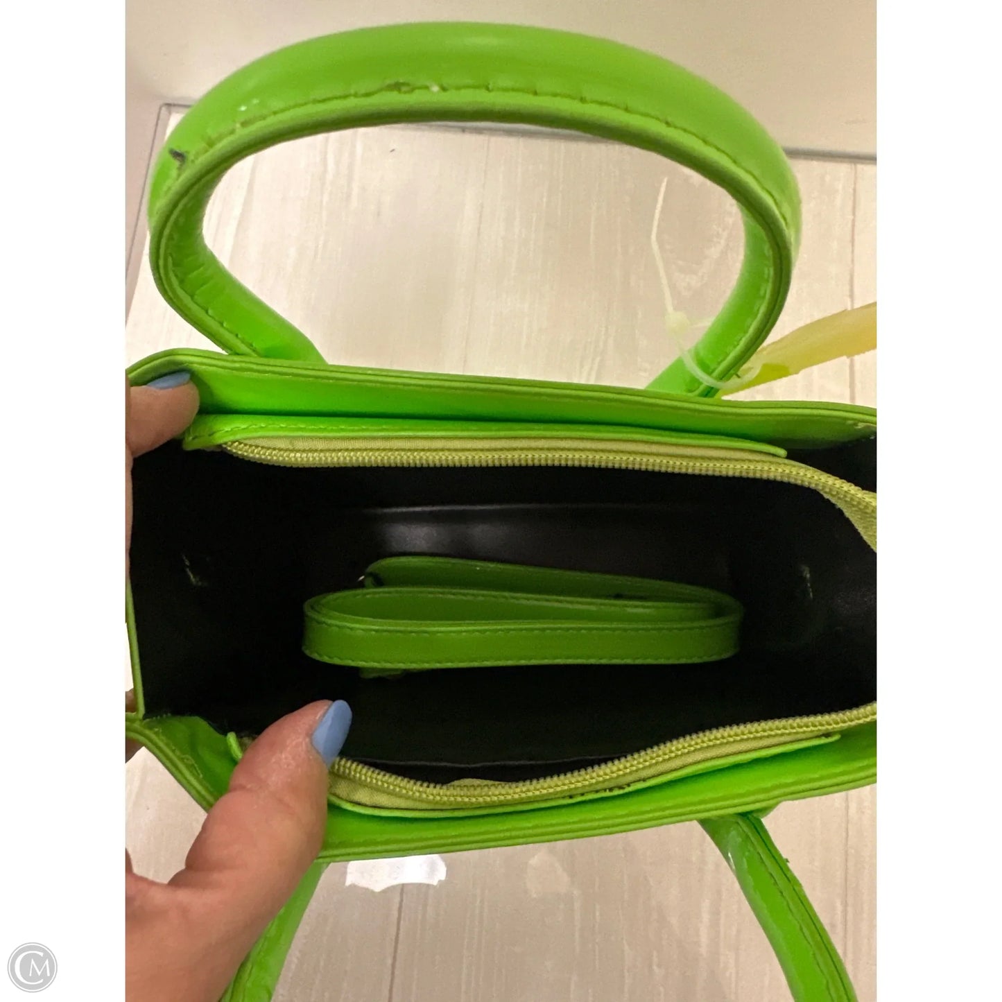 Handbag By Clothes Mentor, Size: Small