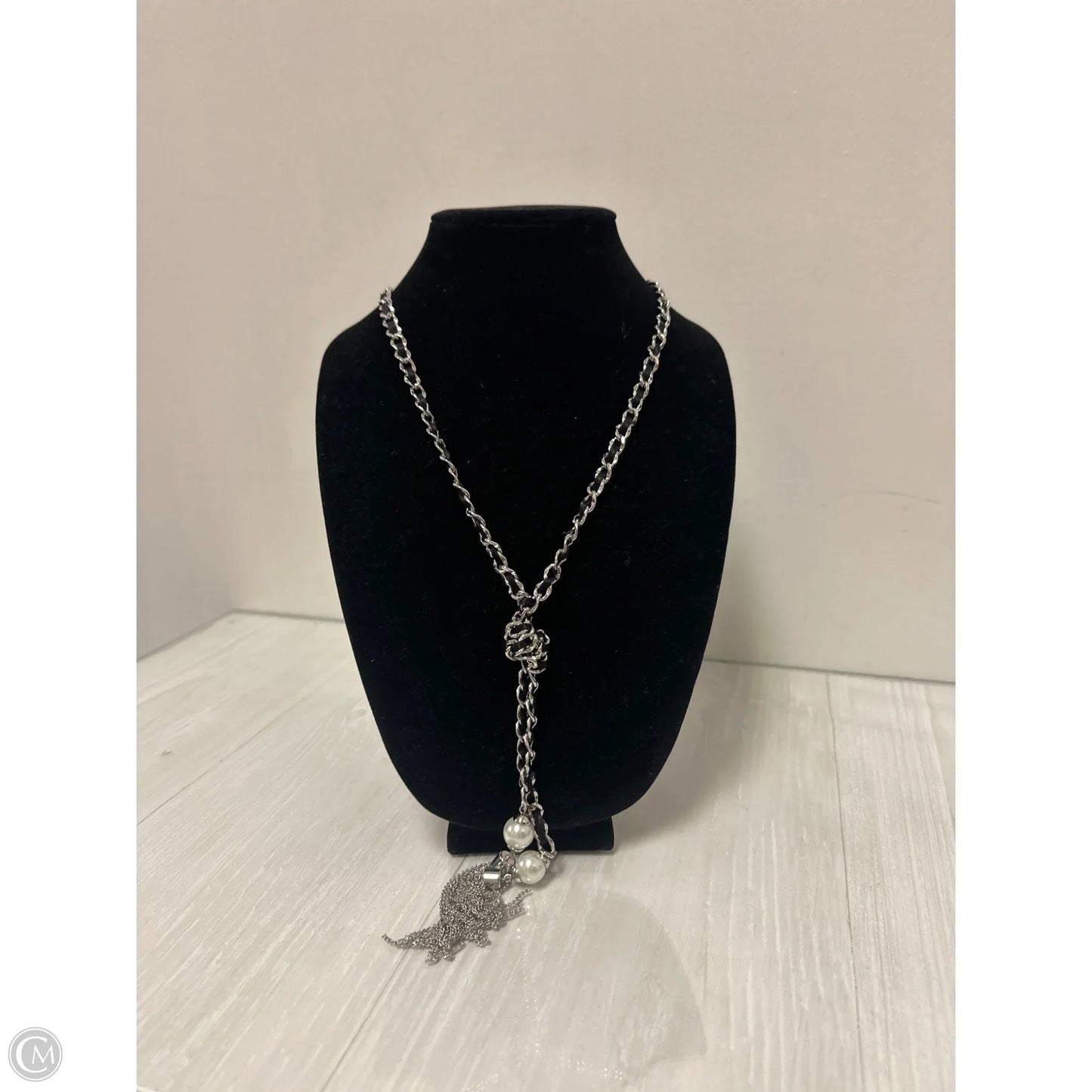 Necklace Lariat & Y-drop By White House Black Market