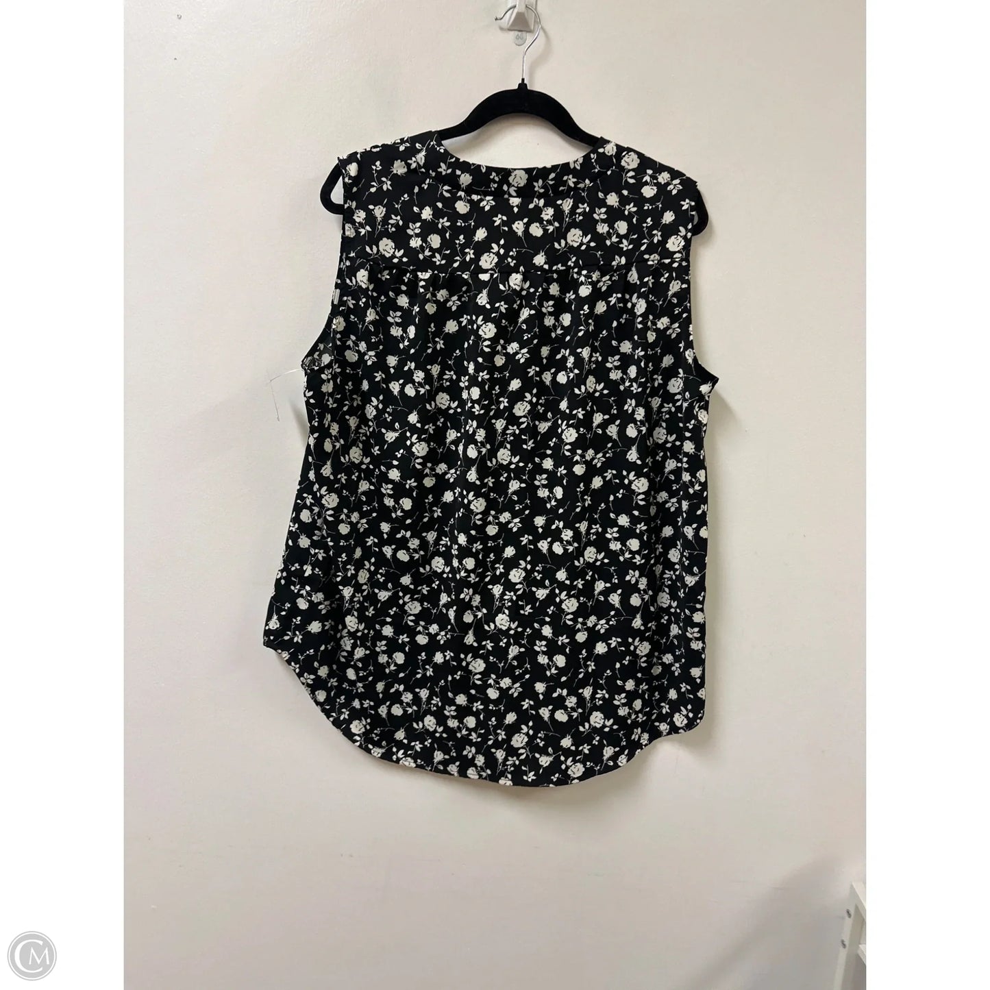 Top Sleeveless By Clothes Mentor In Black & White, Size: Xl