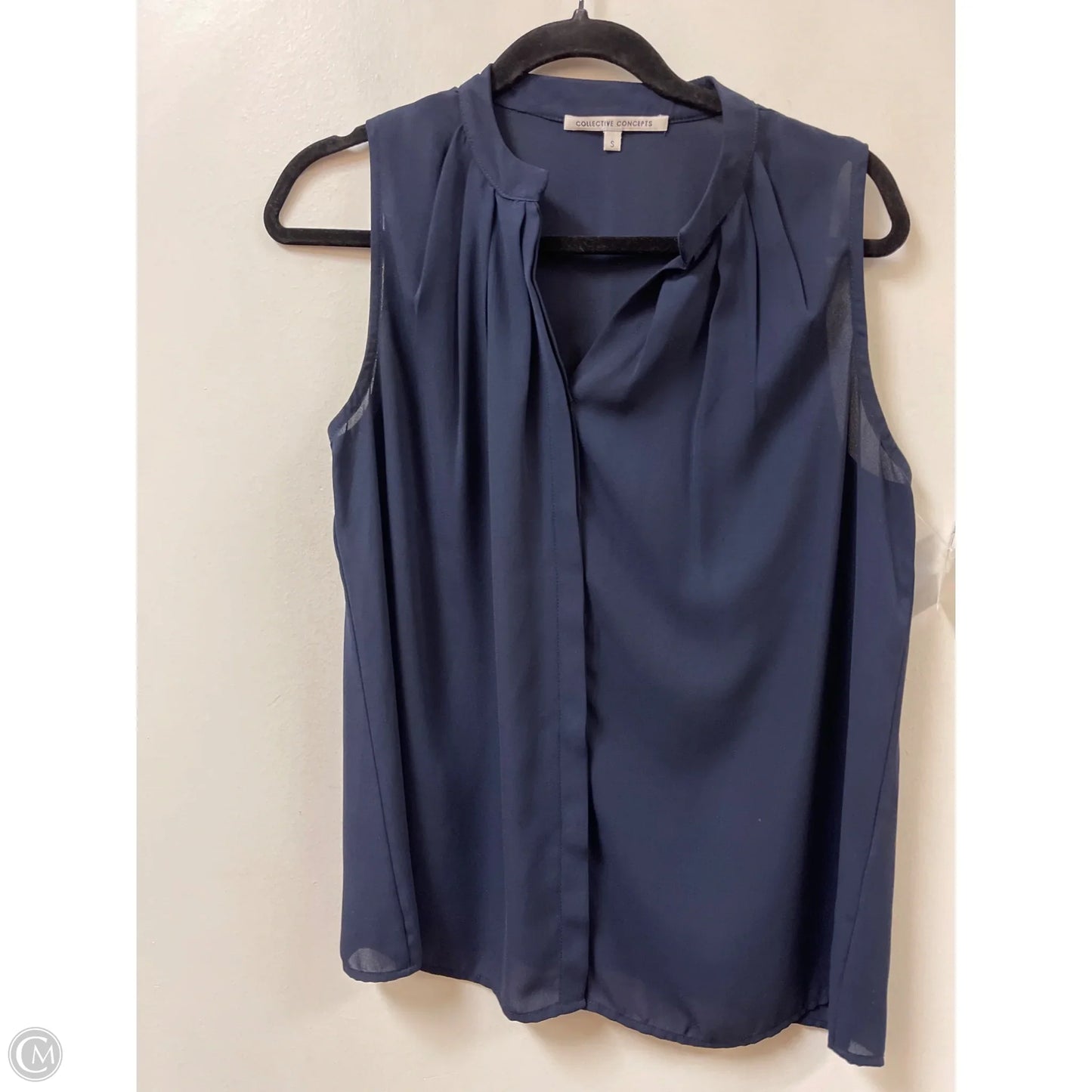 Top Sleeveless By Collective Concepts In Navy, Size: S