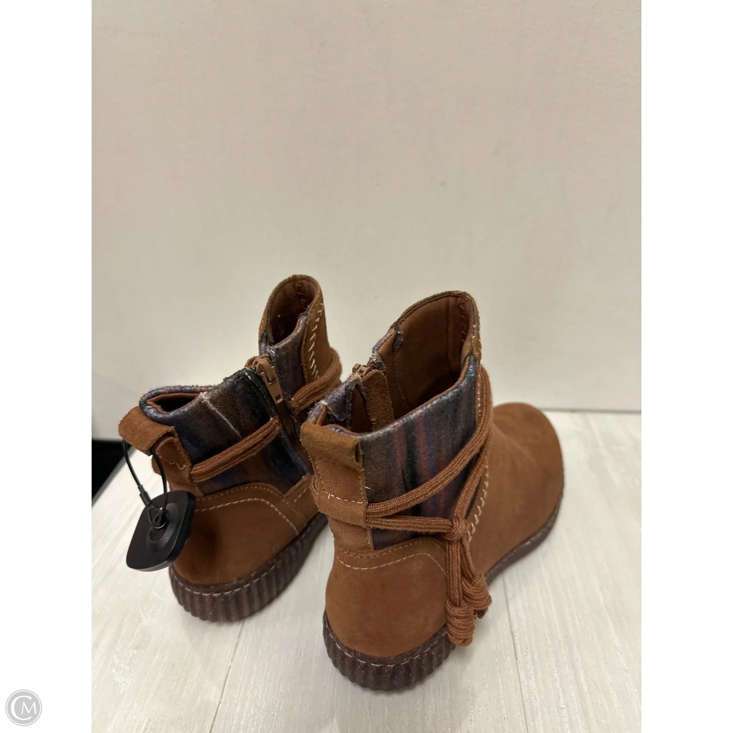 Boots Ankle Flats By Clarks In Brown, Size: 10