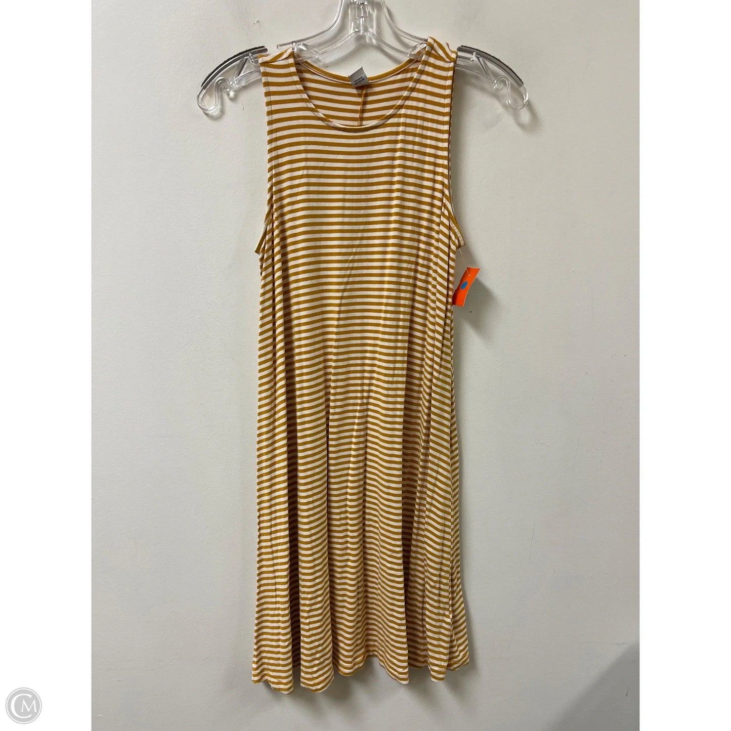 Dress Casual Short By Old Navy In White & Yellow, Size: S