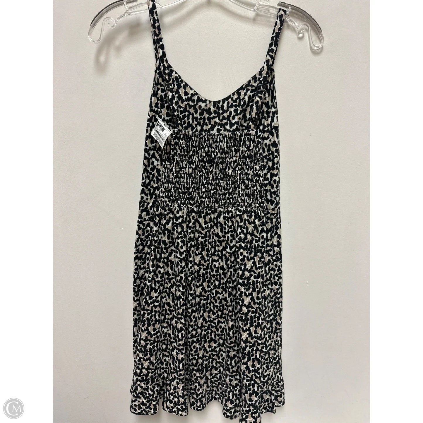 Dress Casual Short By Old Navy In Animal Print, Size: Xs