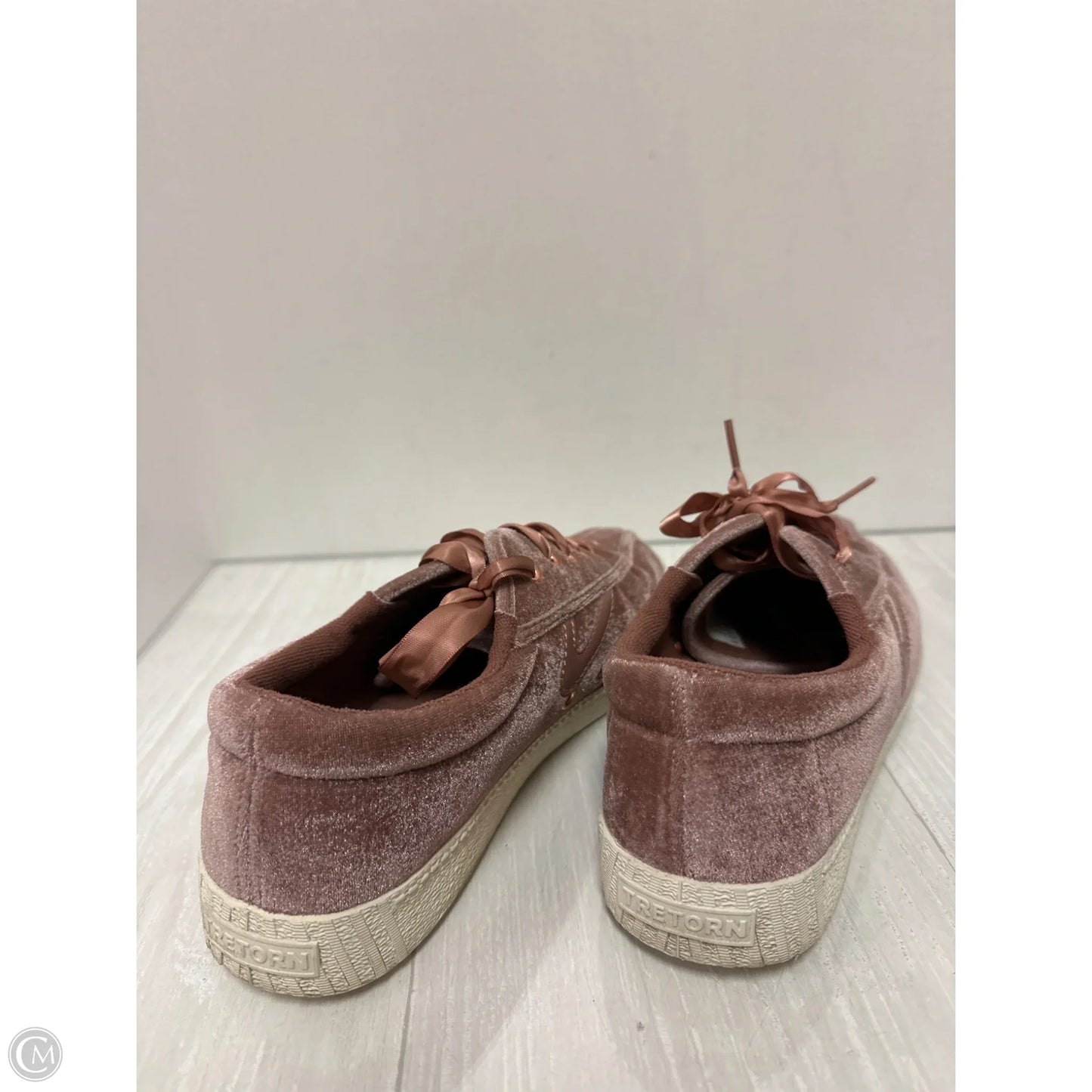 Shoes Flats By Tretorn In Pink, Size: 9