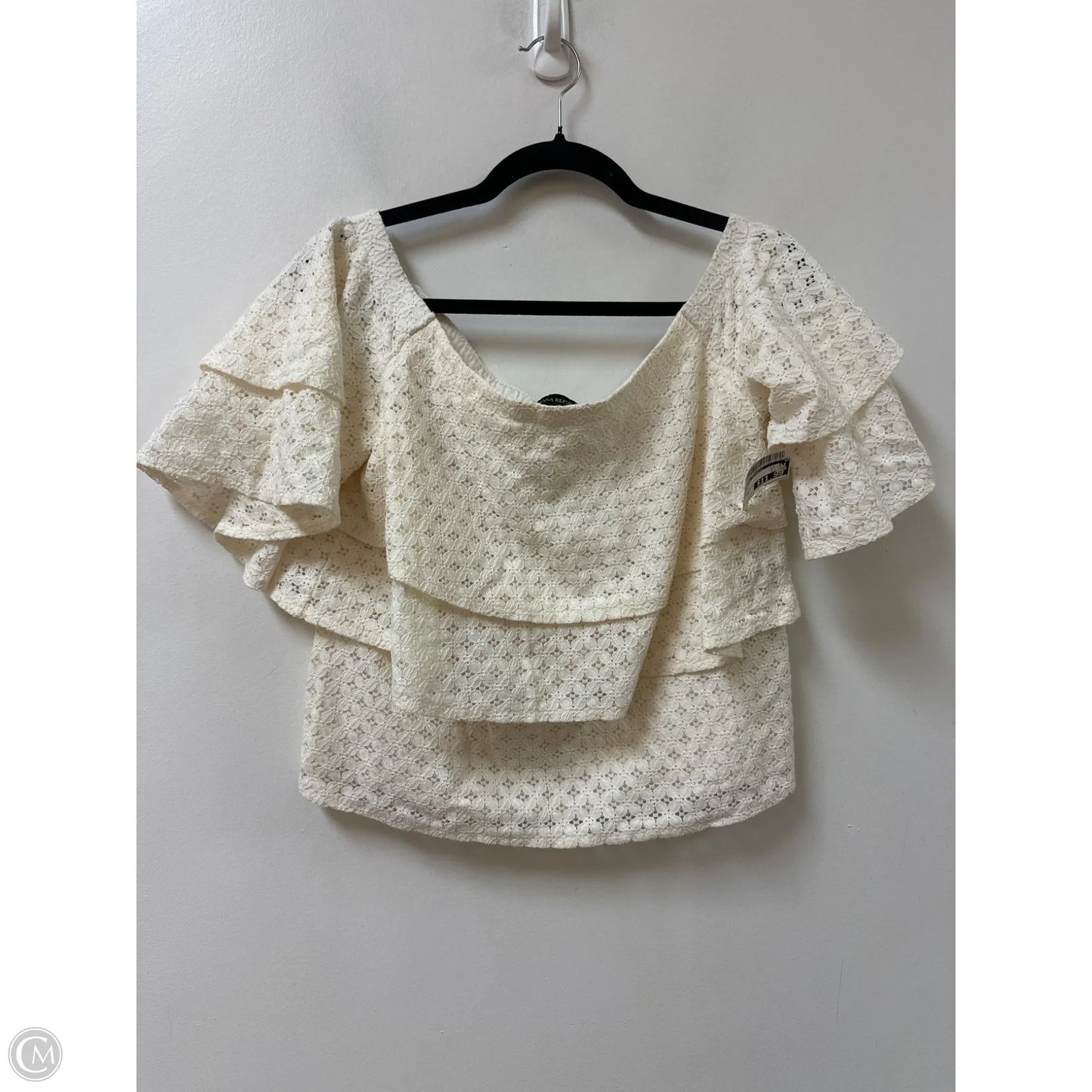 Top Short Sleeve By Banana Republic In Cream, Size: Xs