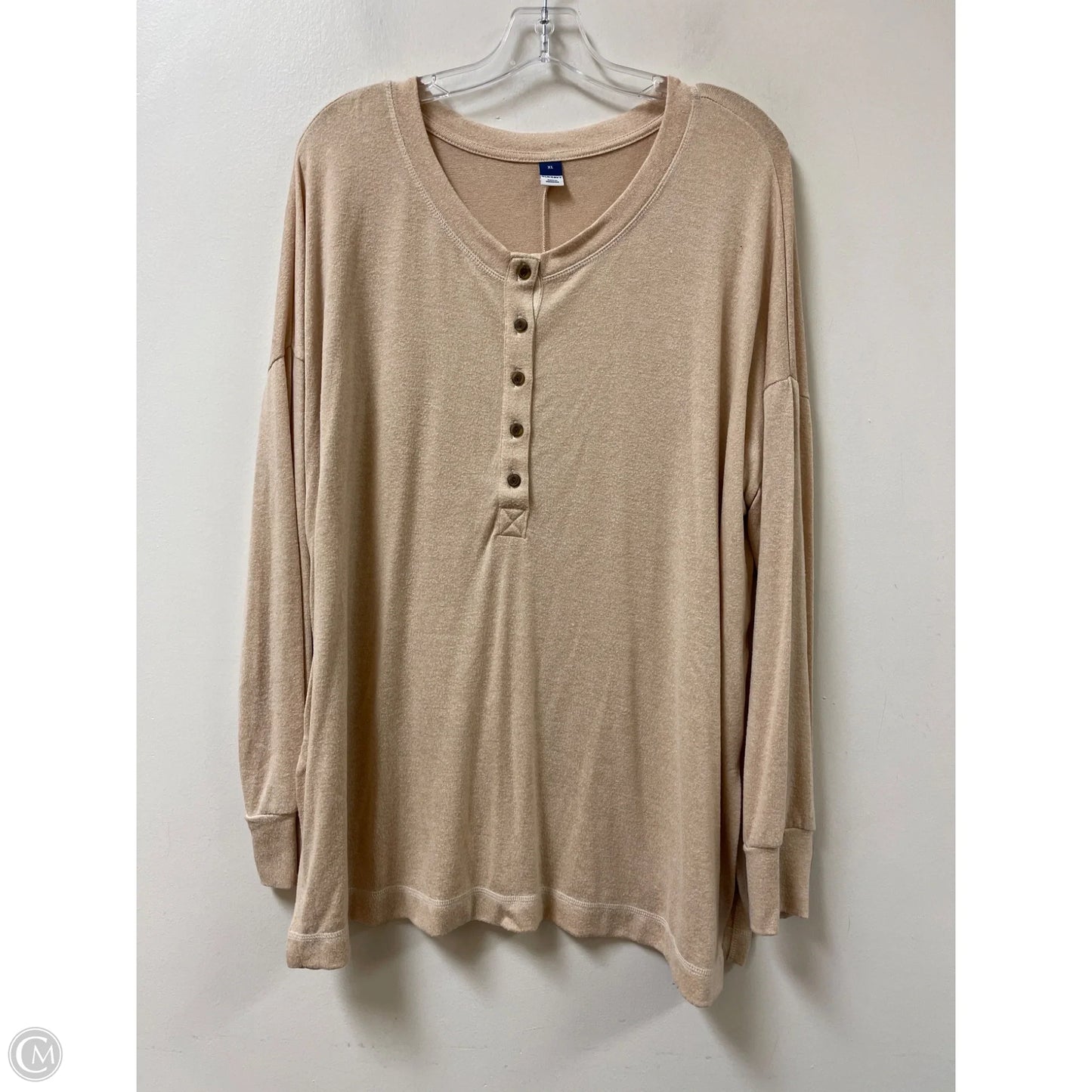 Top Long Sleeve By Old Navy In Cream, Size: Xl