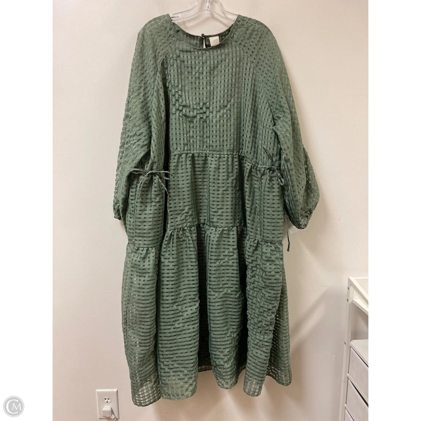 Dress Casual Midi By H&m In Green, Size: 1x