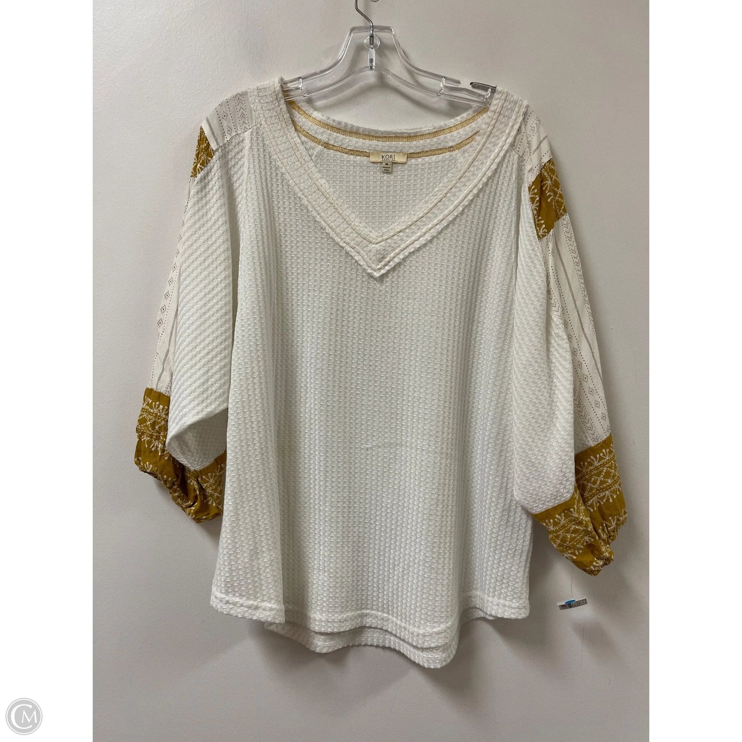 Top Long Sleeve By Kori America In White & Yellow, Size: M
