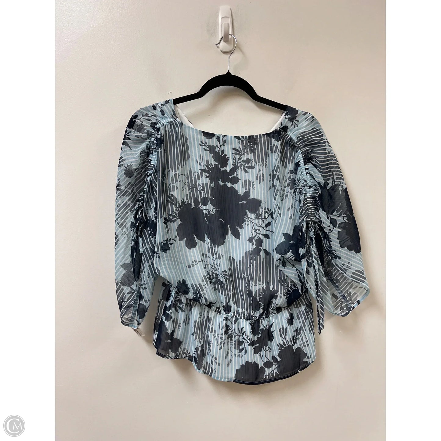 Top Short Sleeve By White House Black Market In Blue, Size: S