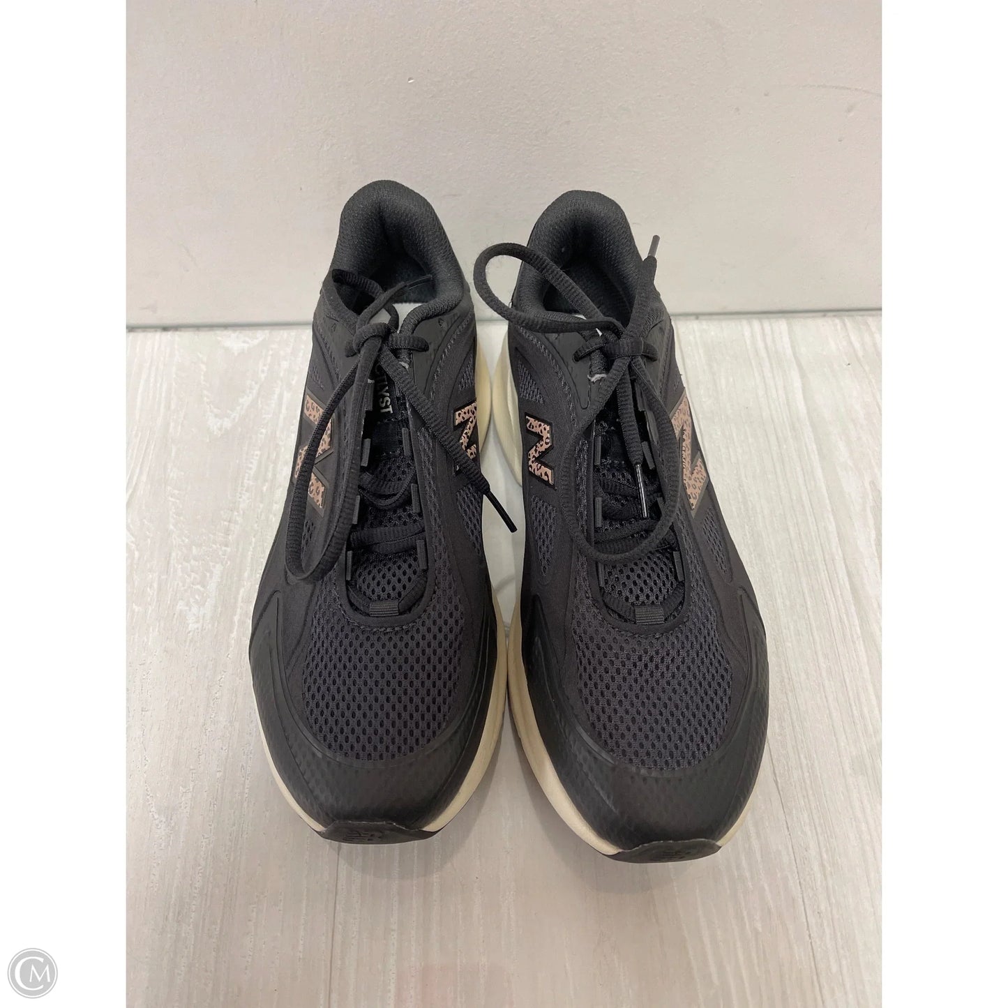 Shoes Athletic By New Balance In Black, Size: 8