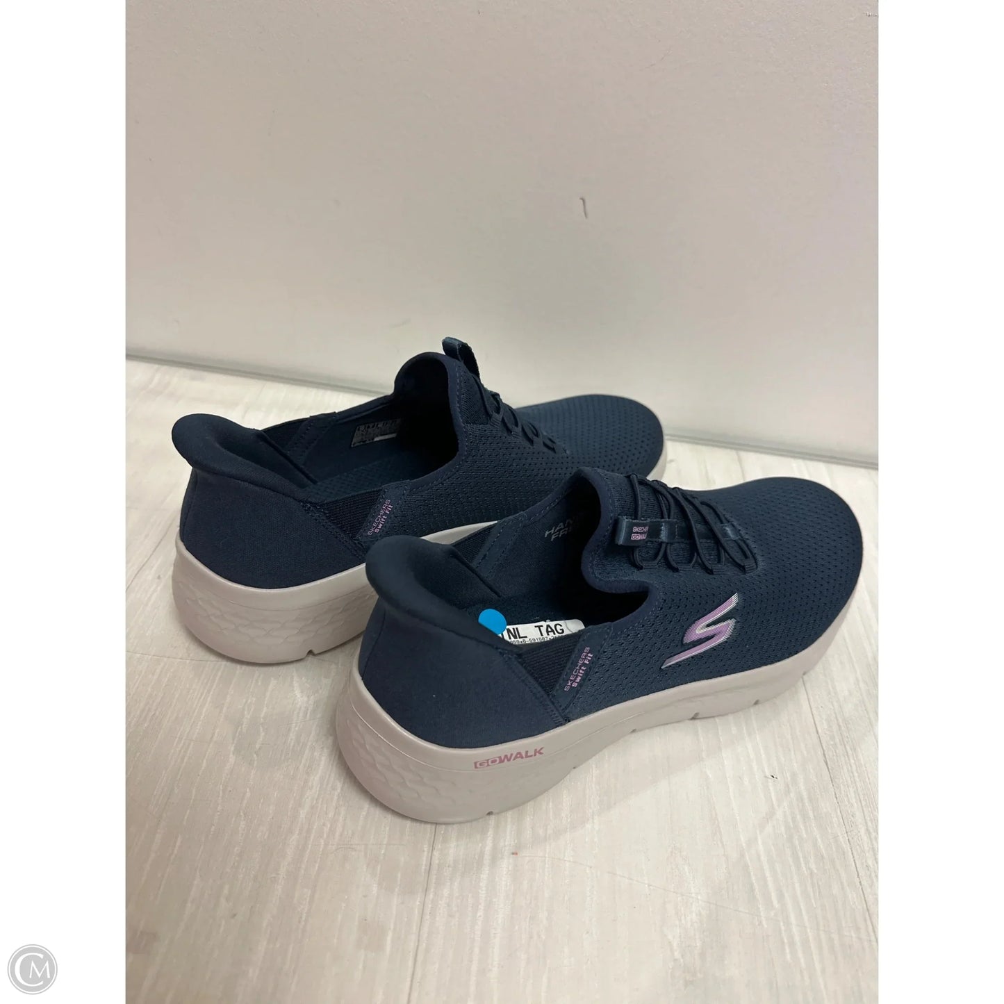 Shoes Sneakers By Skechers In Navy, Size: 10
