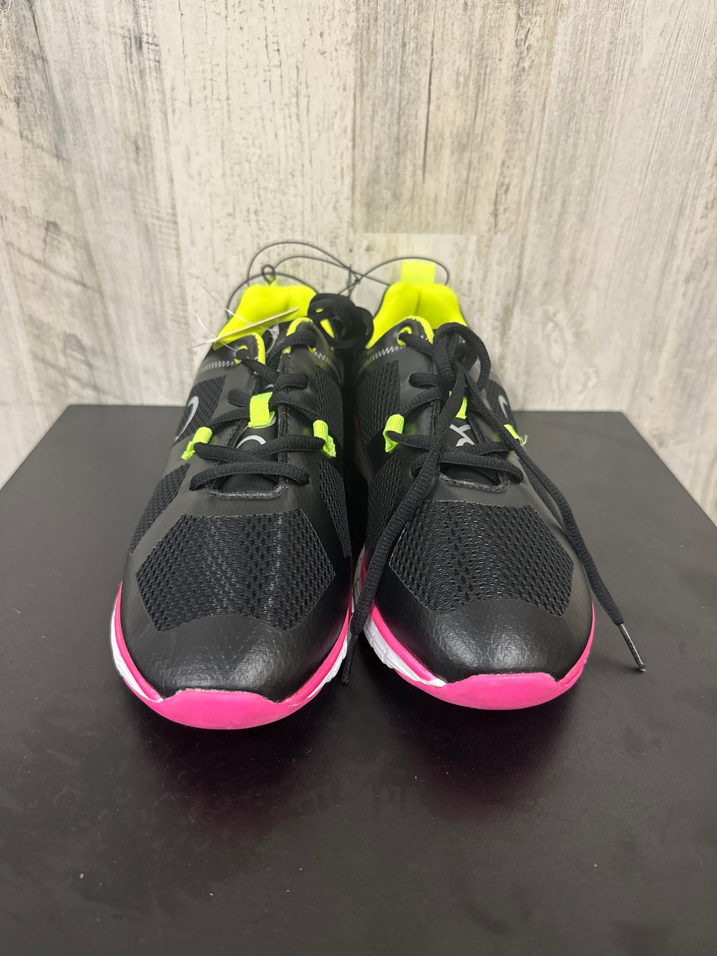 Shoes Athletic By Clothes Mentor  Size: 7.5