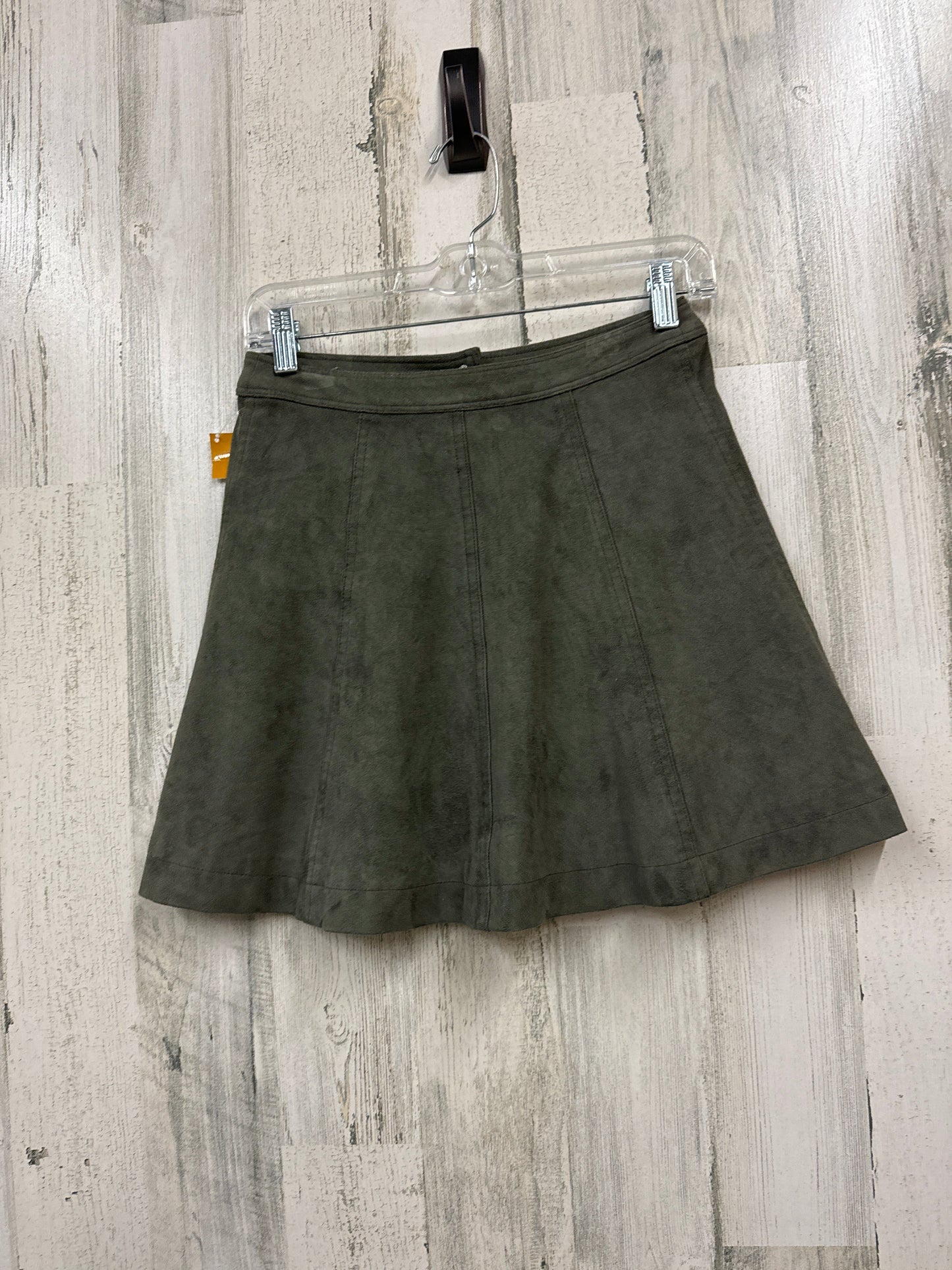 Skirt Mini & Short By Abercrombie And Fitch  Size: Xs