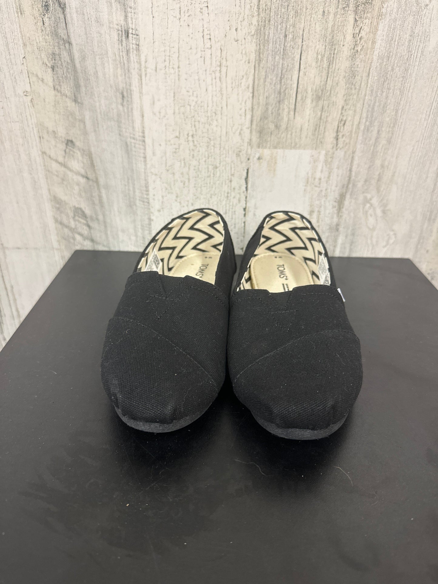 Shoes Flats By Toms  Size: 6