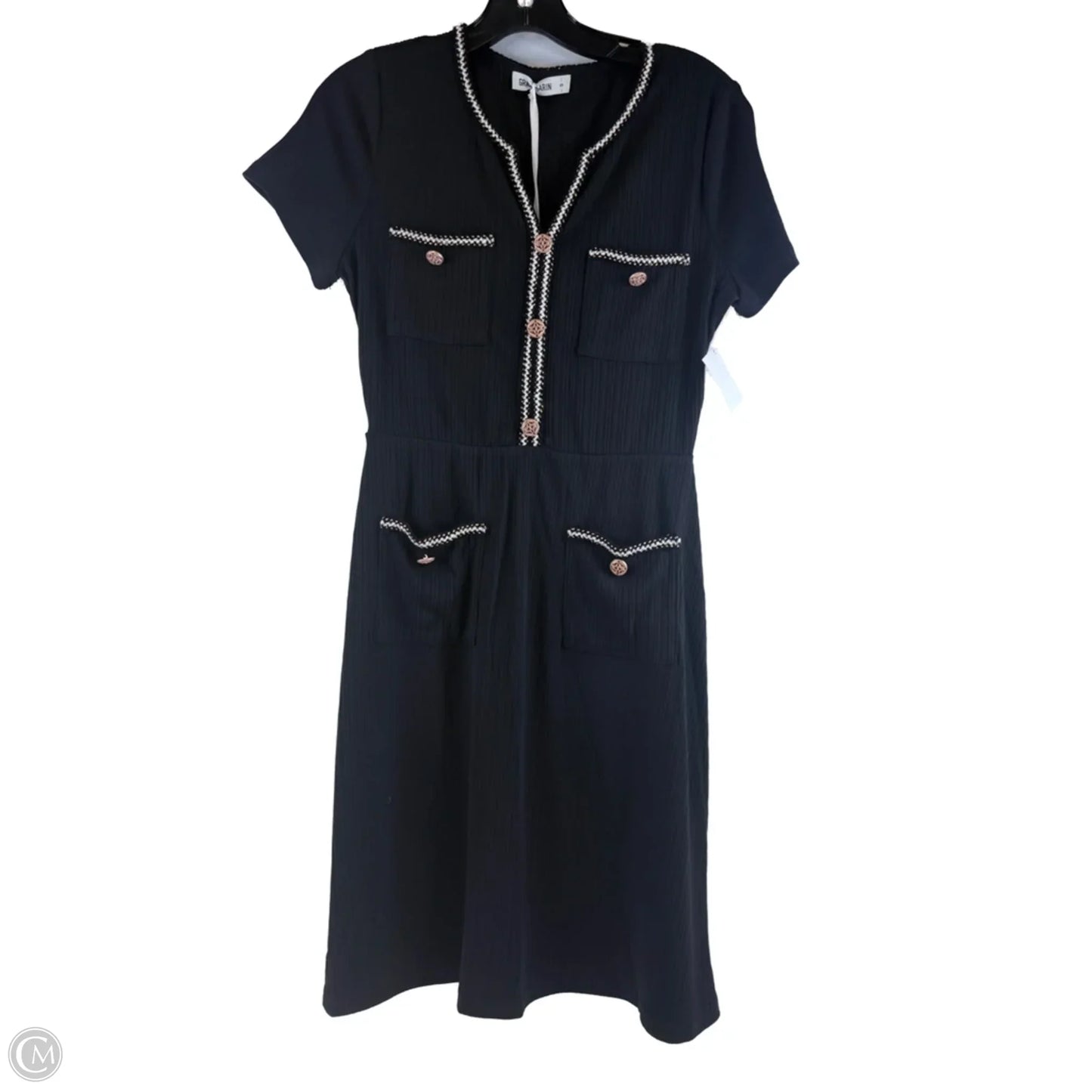 Dress Casual Short By Clothes Mentor In Black & White, Size: S