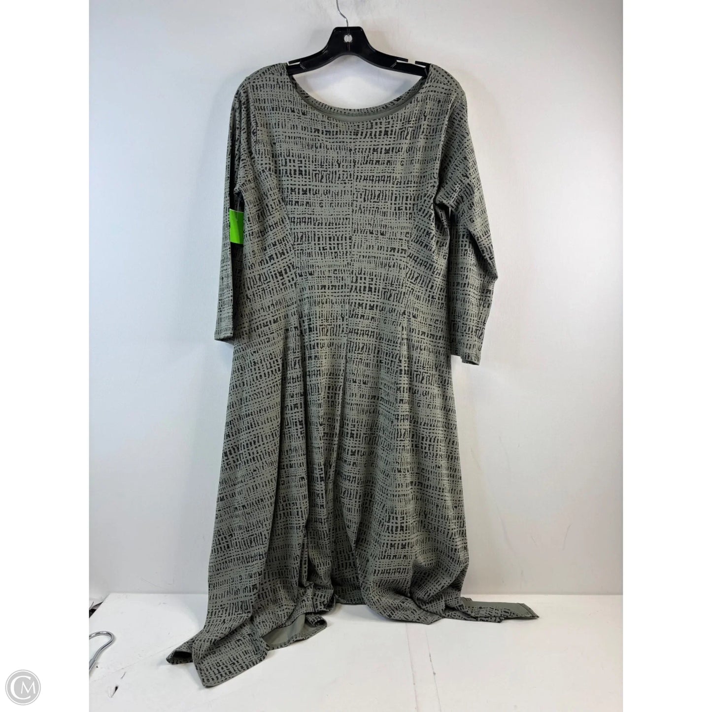 Tunic Long Sleeve By Clothes Mentor In Black & Green, Size: L