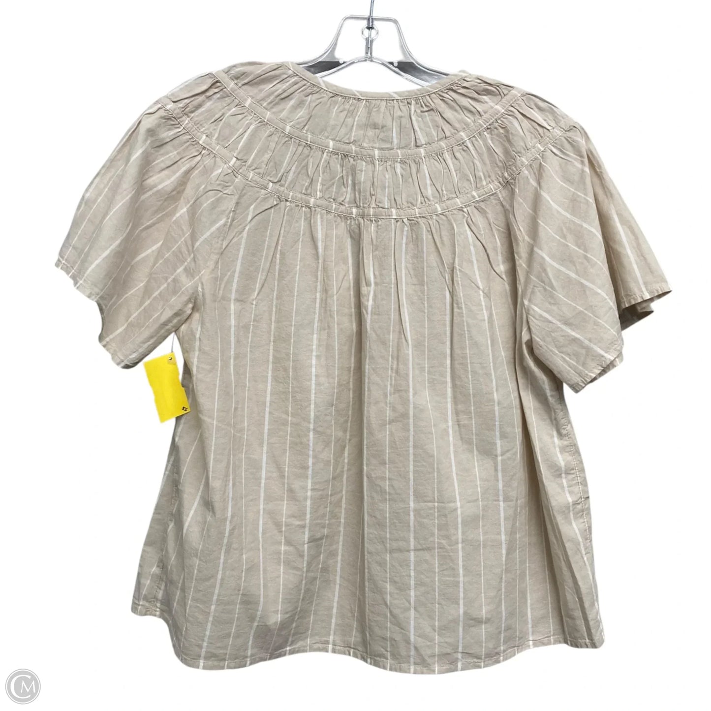 Top Short Sleeve Basic By Old Navy In Beige, Size: M