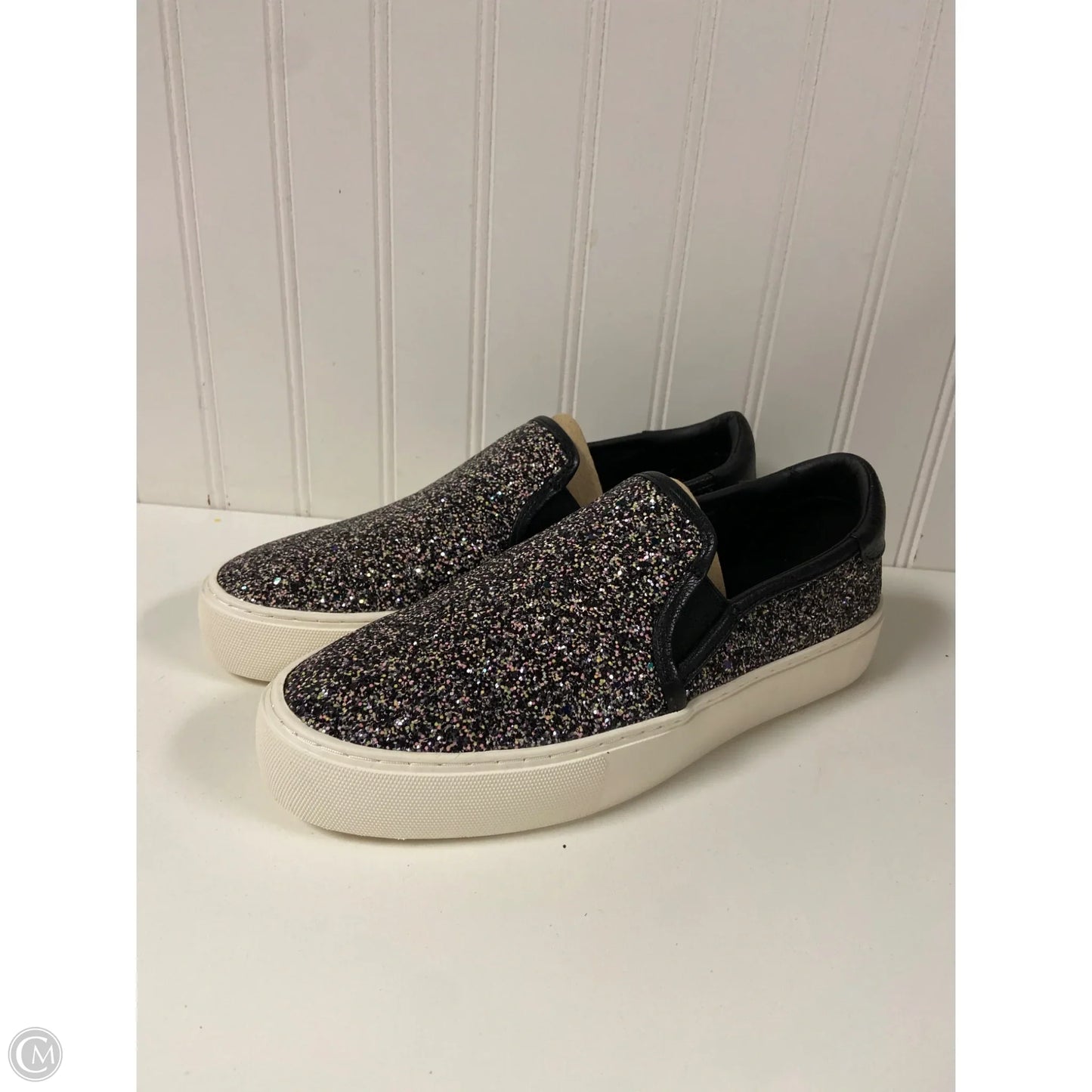 Shoes Designer By Ugg In Multi-colored, Size: 9