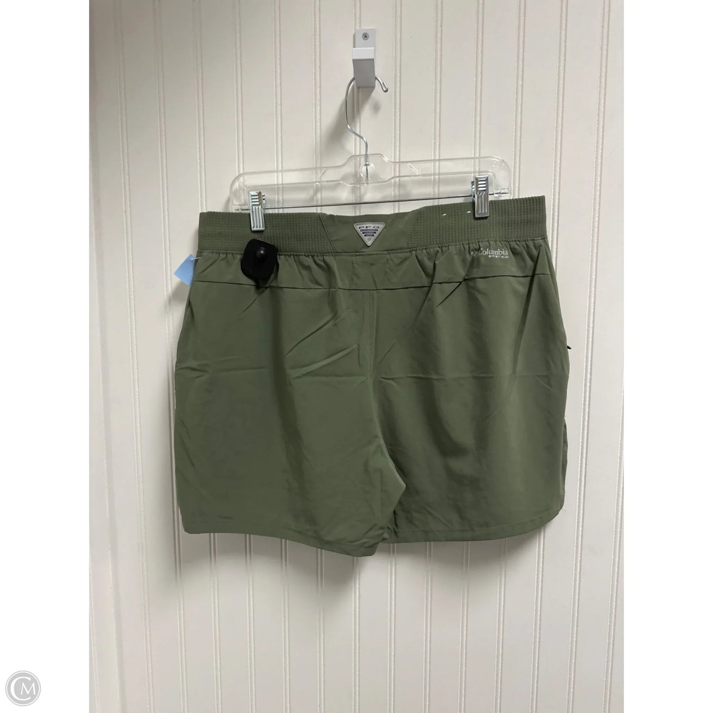 Athletic Shorts By Columbia In Green, Size: L