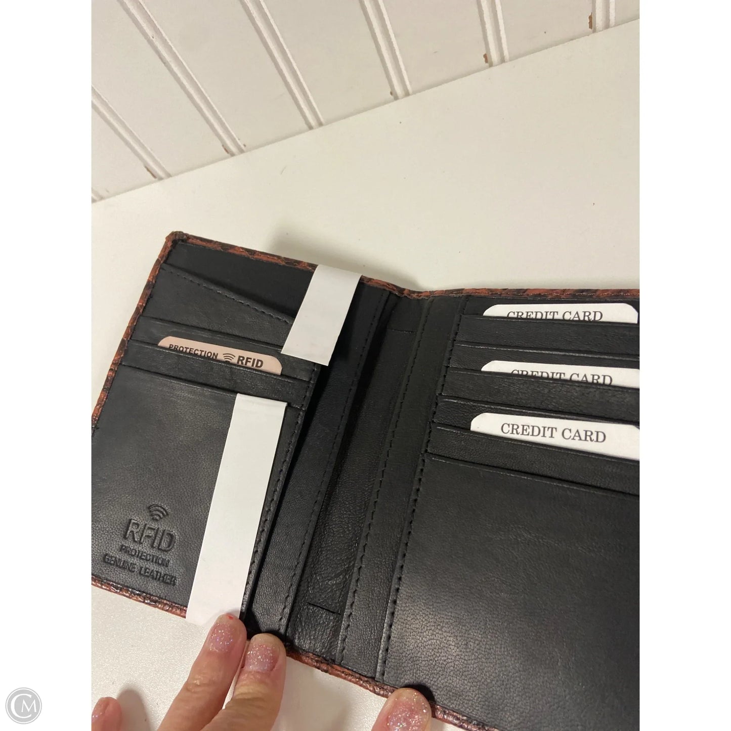 Wallet Leather By Clothes Mentor, Size: Large