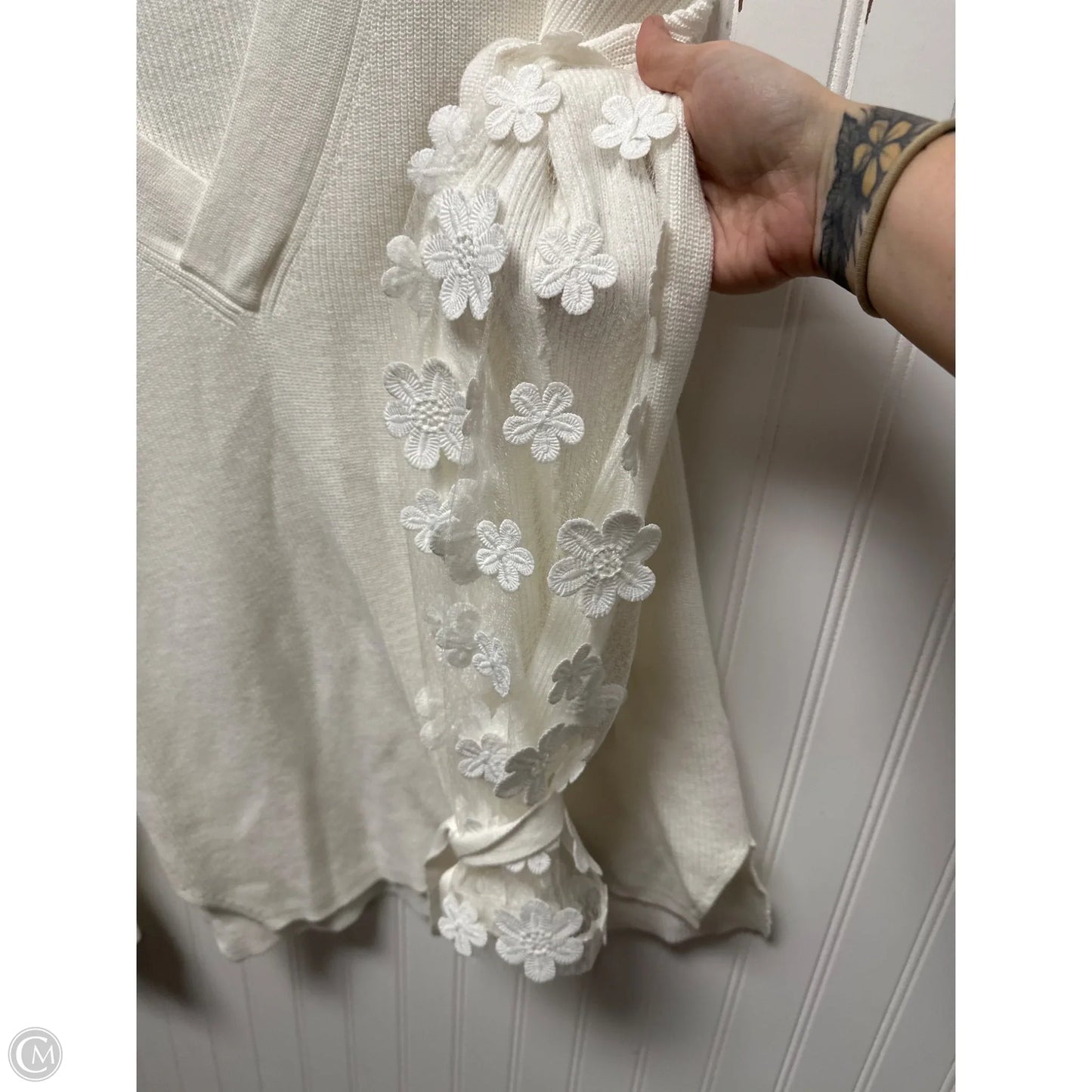 Sweater By French Connection In White, Size: Xs