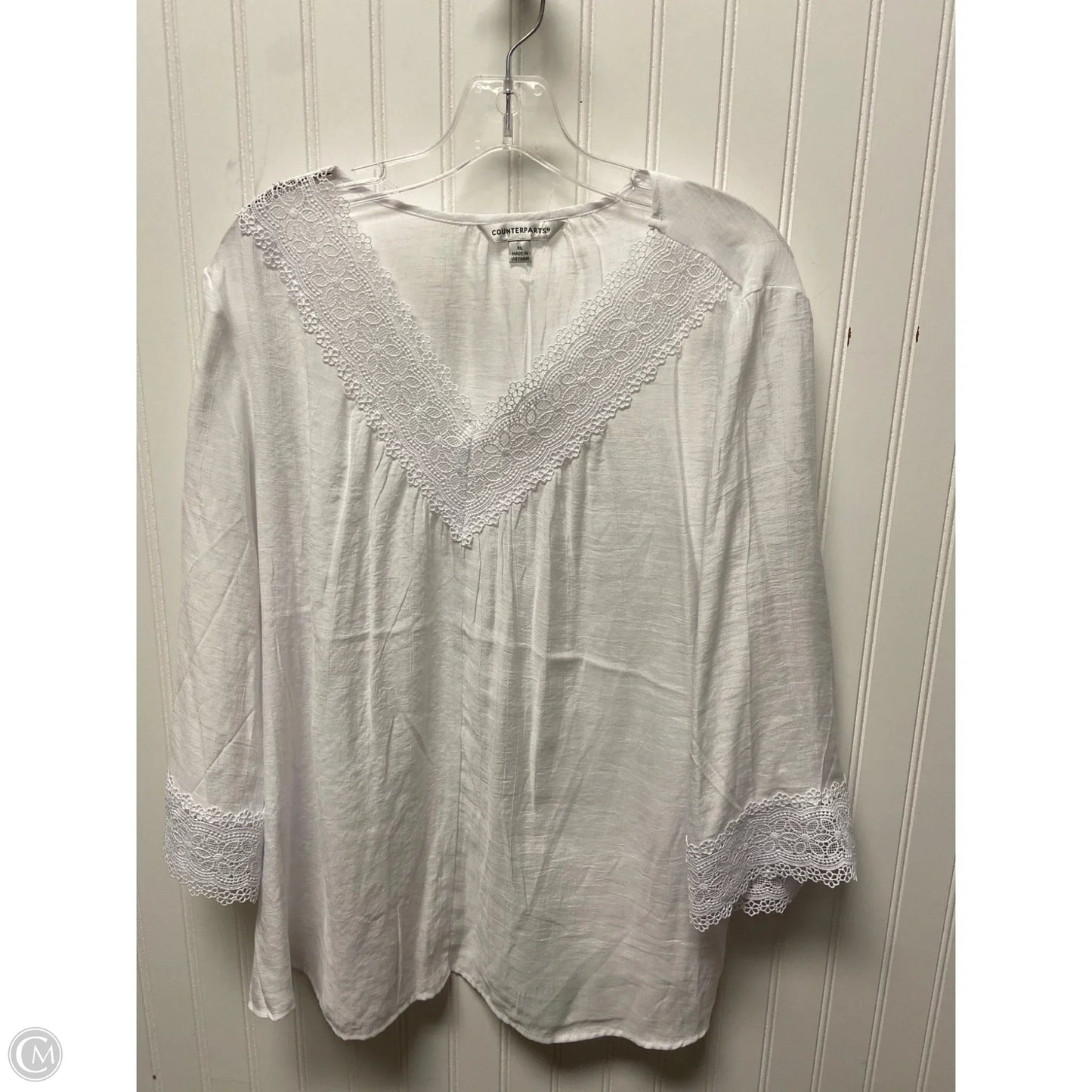 Top Long Sleeve By Counterparts In White, Size: Xl